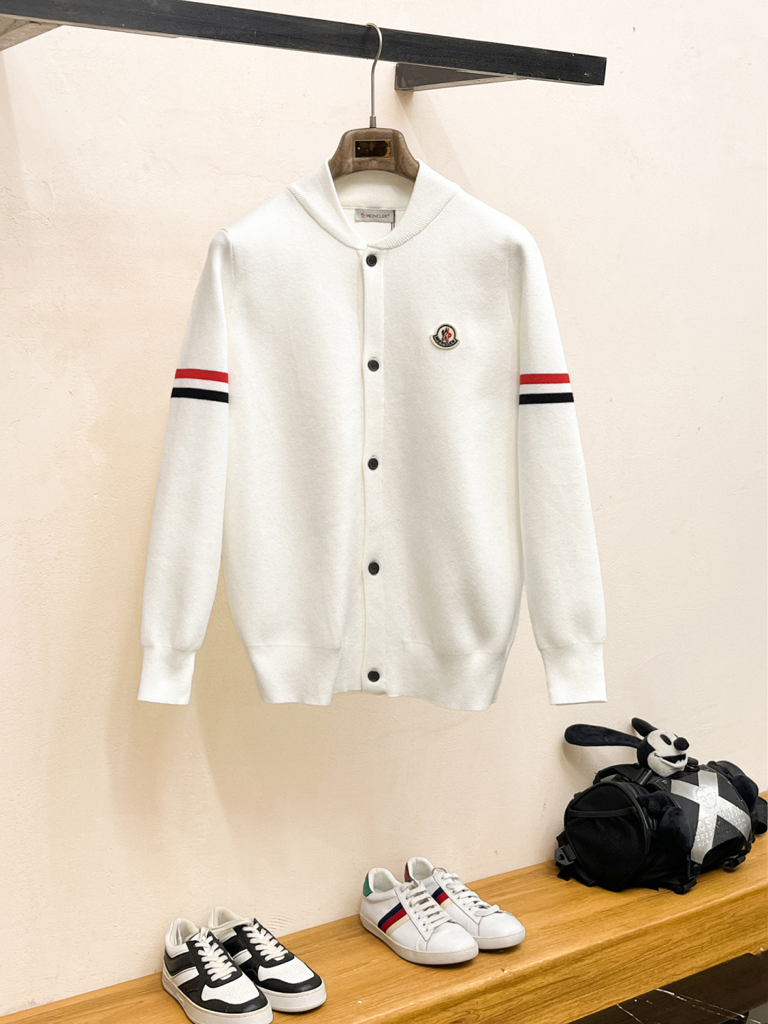 _dfY9sp_YsPFX9pNFF3DJR5sY-pEBq4Z0H0HCaHg