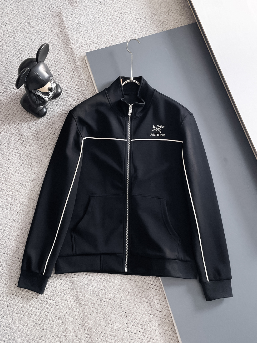 始祖鸟 2025秋冬新款专柜同款休闲套装，透气舒适休闲！高级感满满！细节精致高档，做工无可挑剔！原版高端