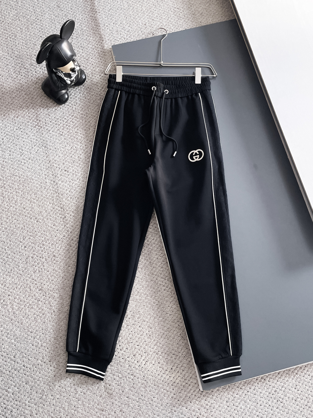 古驰 2025秋冬新款专柜同款休闲套装，透气舒适休闲！高级感满满！细节精致高档，做工无可挑剔！原版高端面