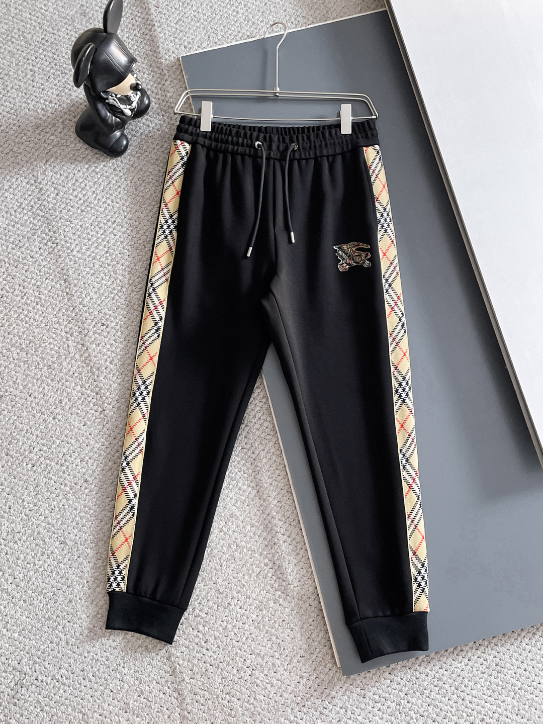 巴宝莉 爆款套装来袭 专注官网原版 2025全新爆款开衫卫衣套装 原单狠货🇭🇰倾注顶级设计师的精心之作 