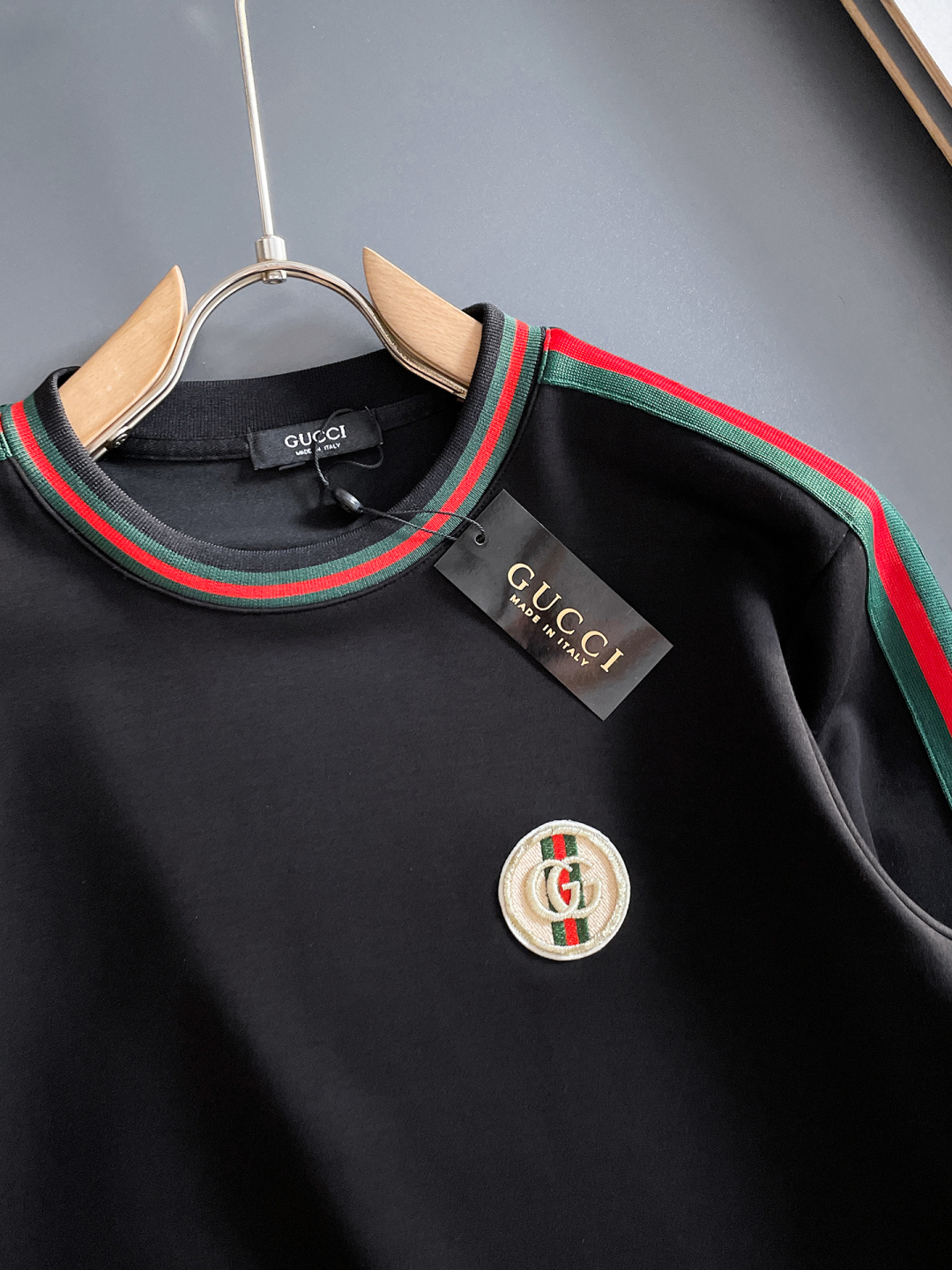 古驰 爆款套装来袭 专注官网原版 2025全新爆款开衫卫衣套装 原单狠货🇭🇰倾注顶级设计师的精心之作 就