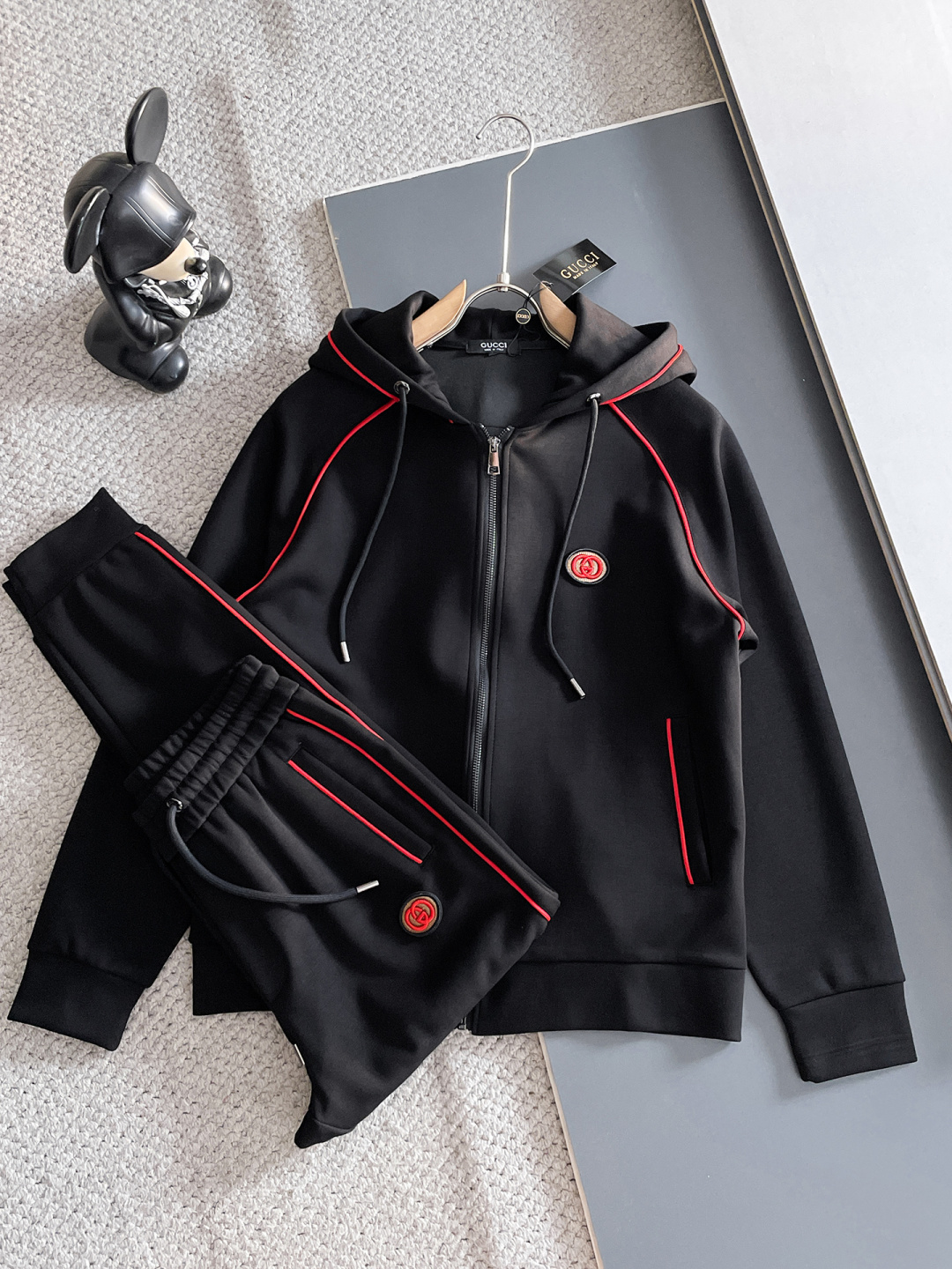 古驰 爆款套装来袭 专注官网原版 2025全新爆款开衫卫衣套装 原单狠货🇭🇰倾注顶级设计师的精心之作 就