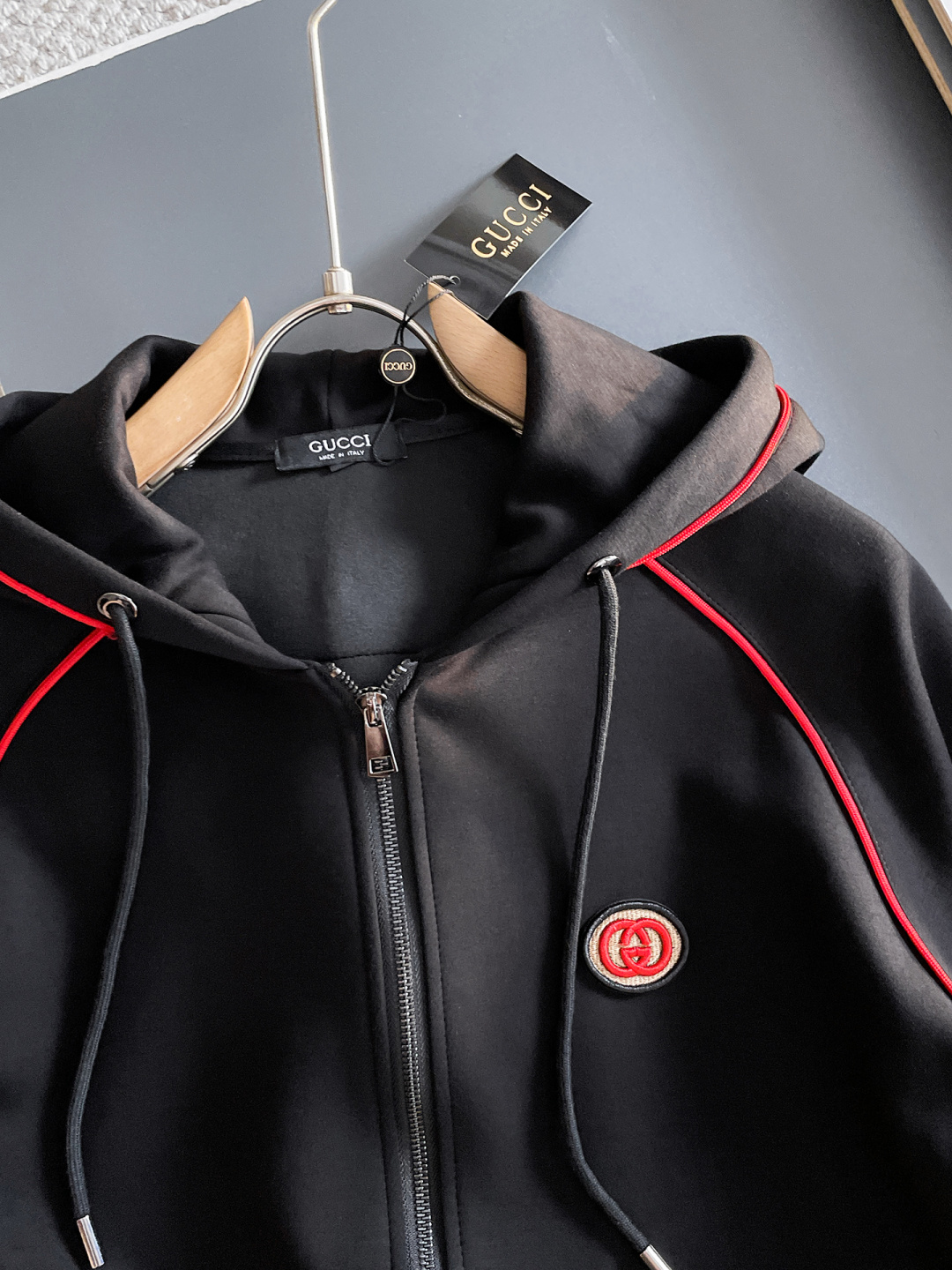 古驰 爆款套装来袭 专注官网原版 2025全新爆款开衫卫衣套装 原单狠货🇭🇰倾注顶级设计师的精心之作 就