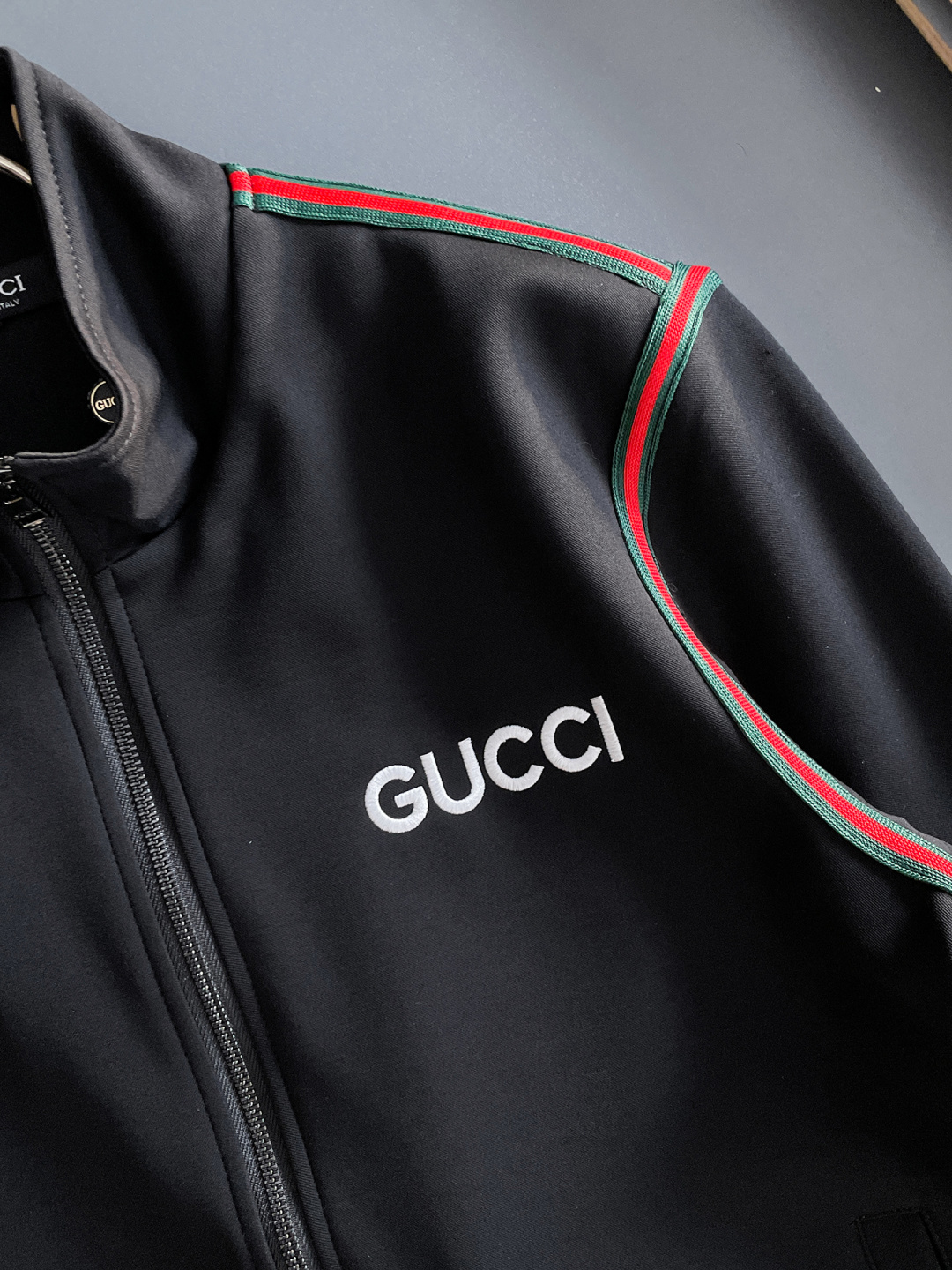 古驰 爆款套装来袭 专注官网原版 2025全新爆款开衫卫衣套装 原单狠货🇭🇰倾注顶级设计师的精心之作 就