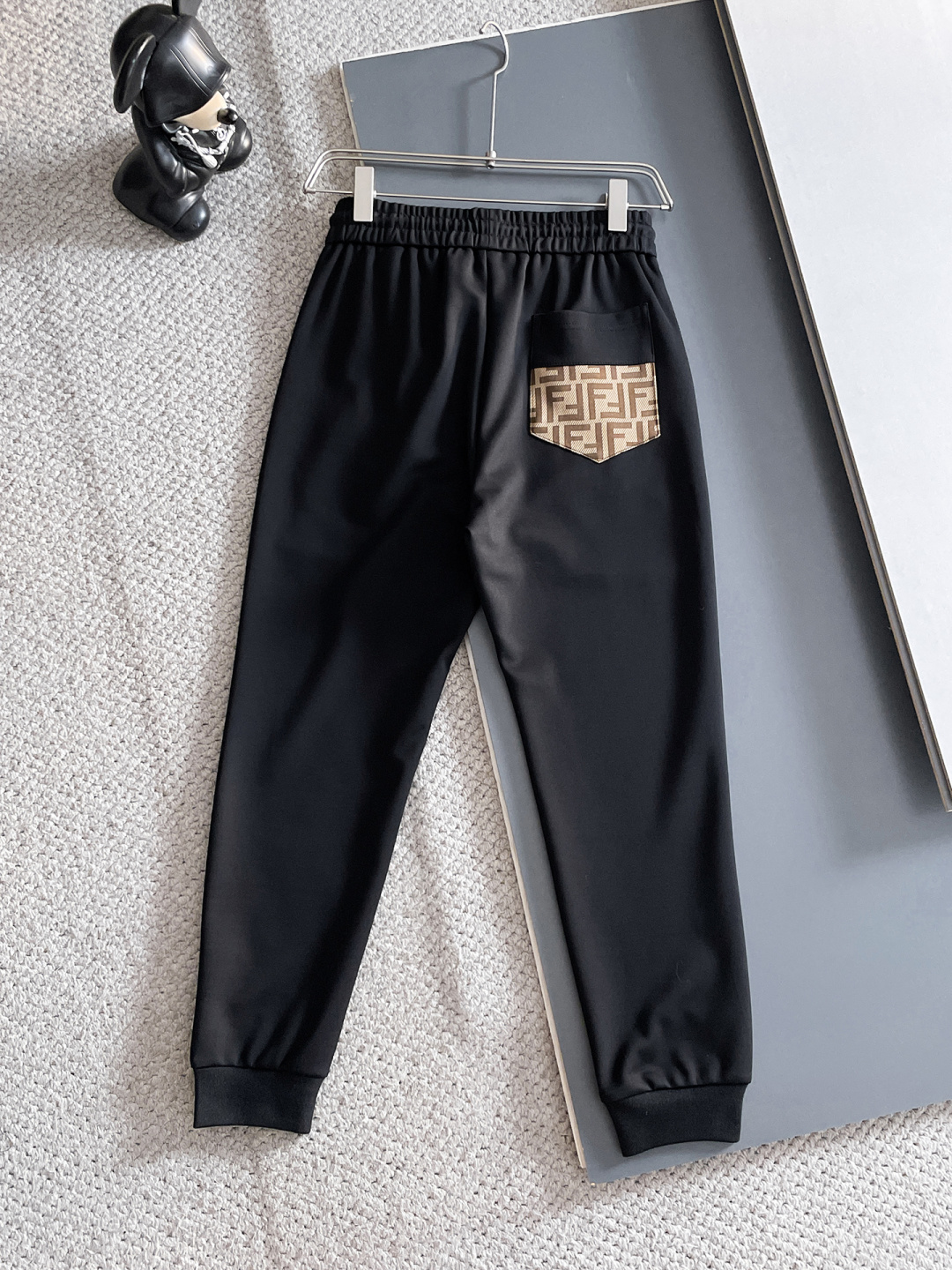 芬迪 爆款套装来袭 专注官网原版 2025全新爆款开衫卫衣套装 原单狠货🇭🇰倾注顶级设计师的精心之作 就