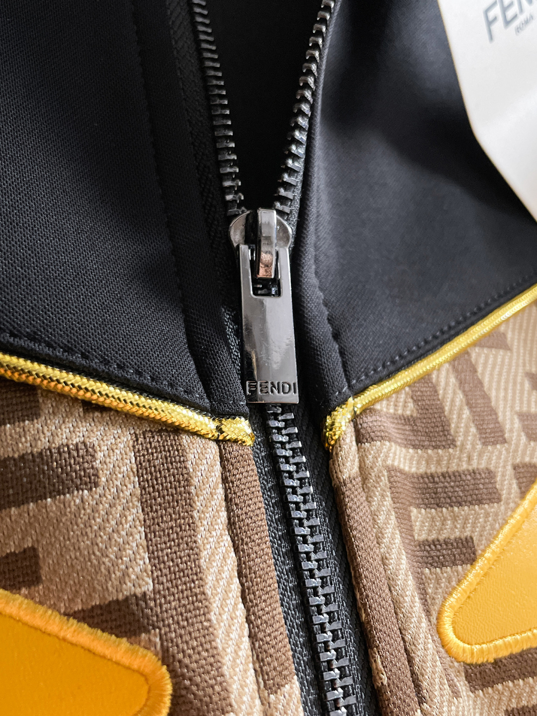 芬迪 爆款套装来袭 专注官网原版 2025全新爆款开衫卫衣套装 原单狠货🇭🇰倾注顶级设计师的精心之作 就