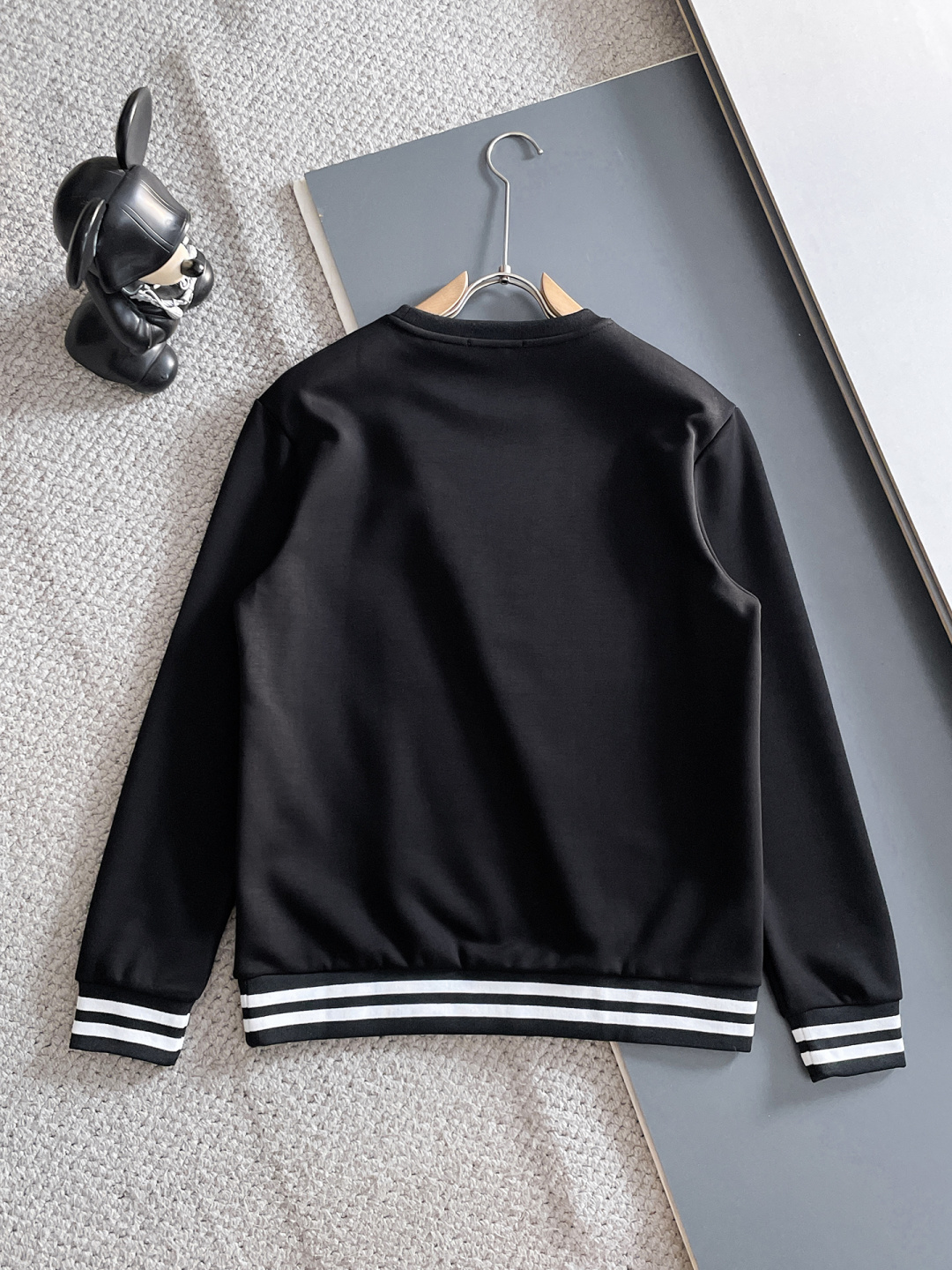 圣罗兰 爆款套装来袭 专注官网原版 2025全新爆款开衫卫衣套装 原单狠货🇭🇰倾注顶级设计师的精心之作 