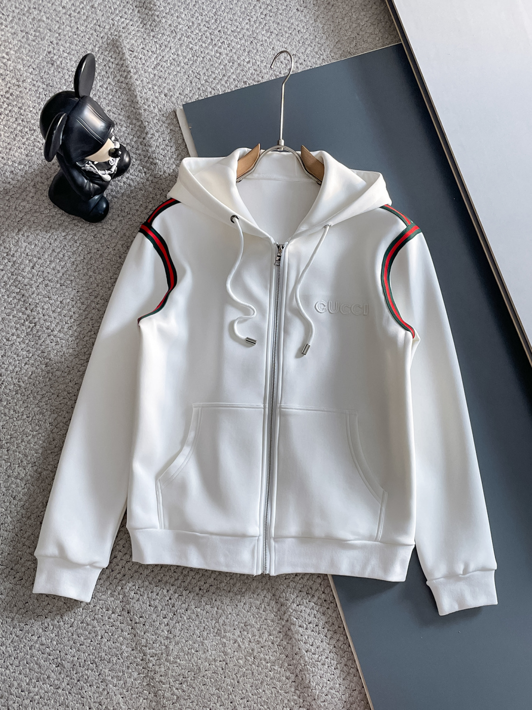 古驰 爆款套装来袭 专注官网原版 2025全新爆款开衫卫衣套装 原单狠货🇭🇰倾注顶级设计师的精心之作 就