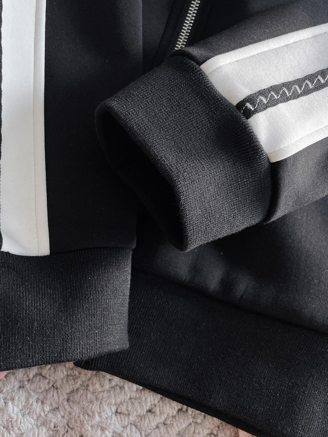 罗意威 爆款套装来袭 专注官网原版 2025全新爆款开衫卫衣套装 原单狠货🇭🇰倾注顶级设计师的精心之作 