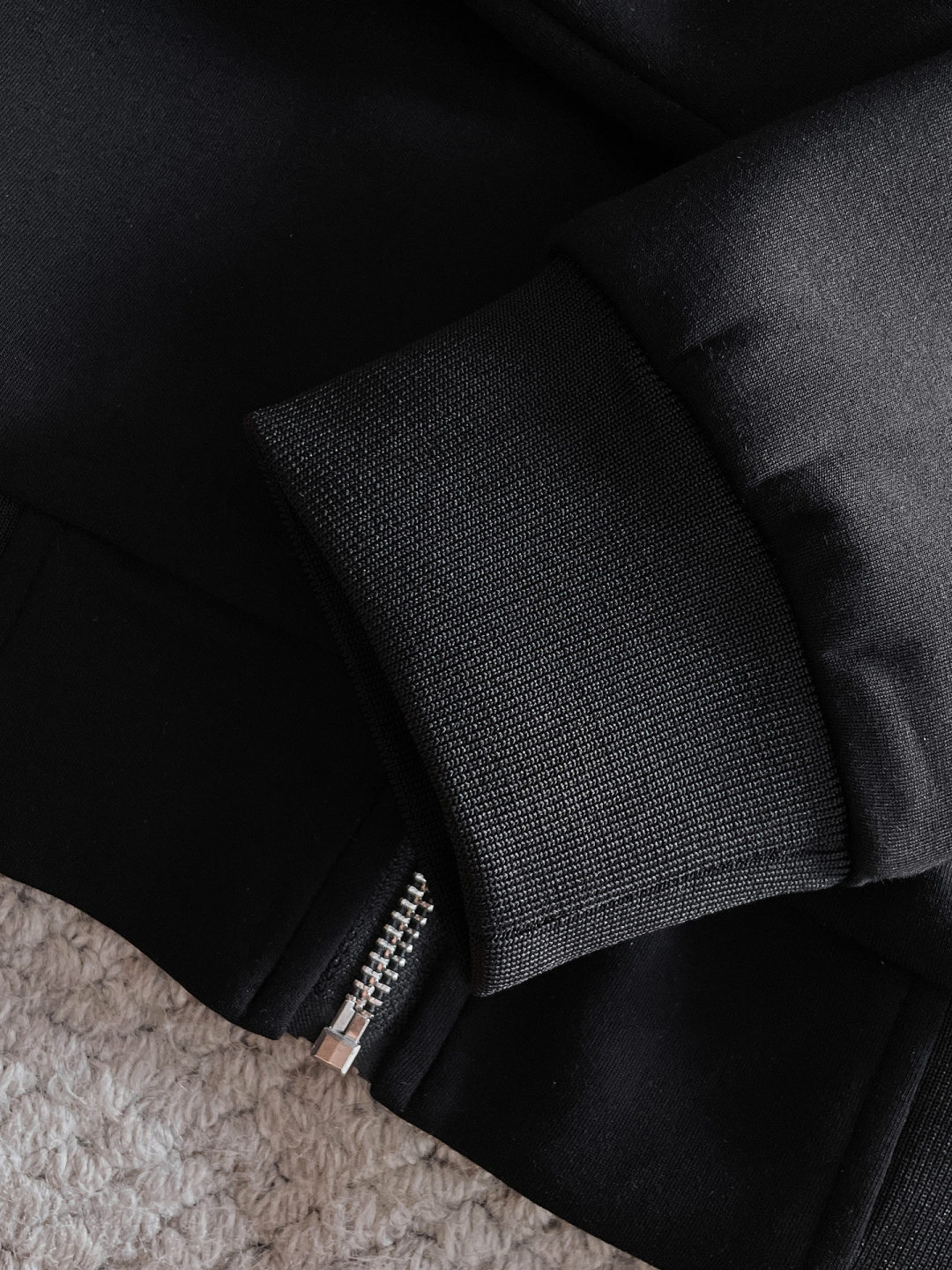 始祖鸟 爆款套装来袭 专注官网原版 2025全新爆款开衫卫衣套装 原单狠货🇭🇰倾注顶级设计师的精心之作 