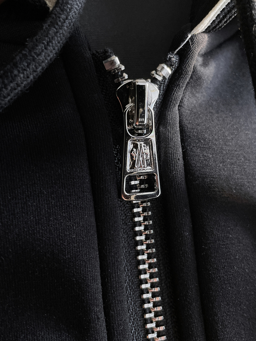 蒙口 爆款套装来袭 专注官网原版 2025全新爆款开衫卫衣套装 原单狠货🇭🇰倾注顶级设计师的精心之作 就