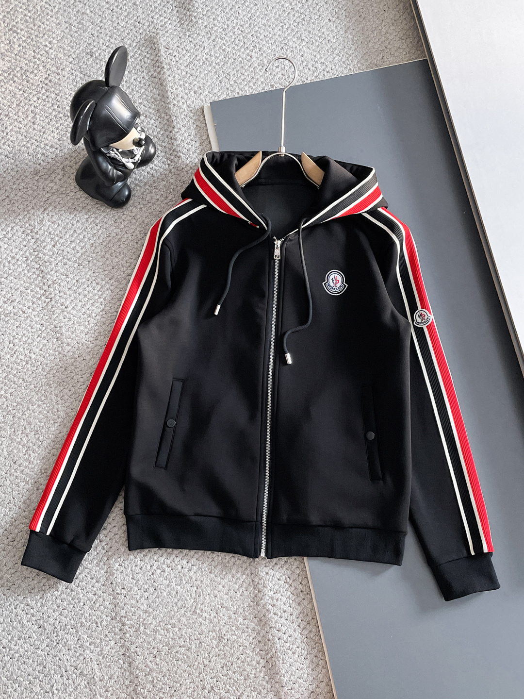 蒙口 爆款套装来袭 专注官网原版 2025全新爆款开衫卫衣套装 原单狠货🇭🇰倾注顶级设计师的精心之作 就