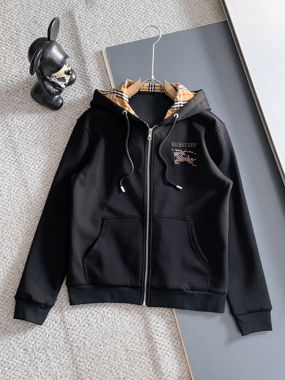 巴宝莉 爆款套装来袭 专注官网原版 2025全新爆款开衫卫衣套装 原单狠货🇭🇰倾注顶级设计师的精心之作 