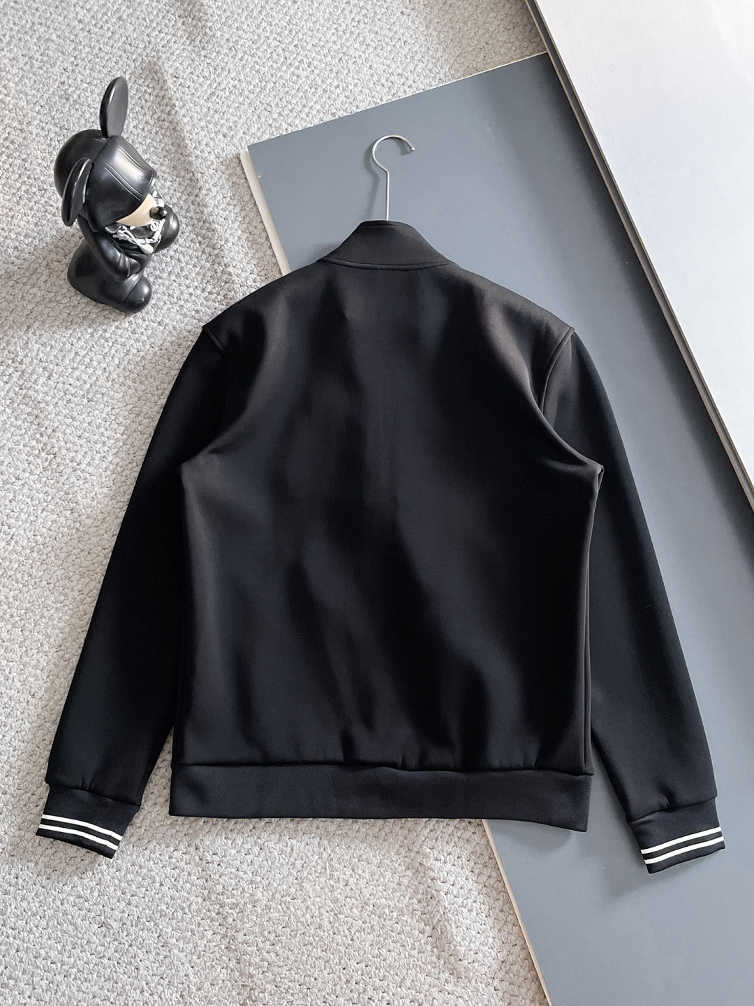 LV 爆款套装来袭 专注官网原版 2025全新爆款开衫卫衣套装 原单狠货🇭🇰倾注顶级设计师的精心之作 就