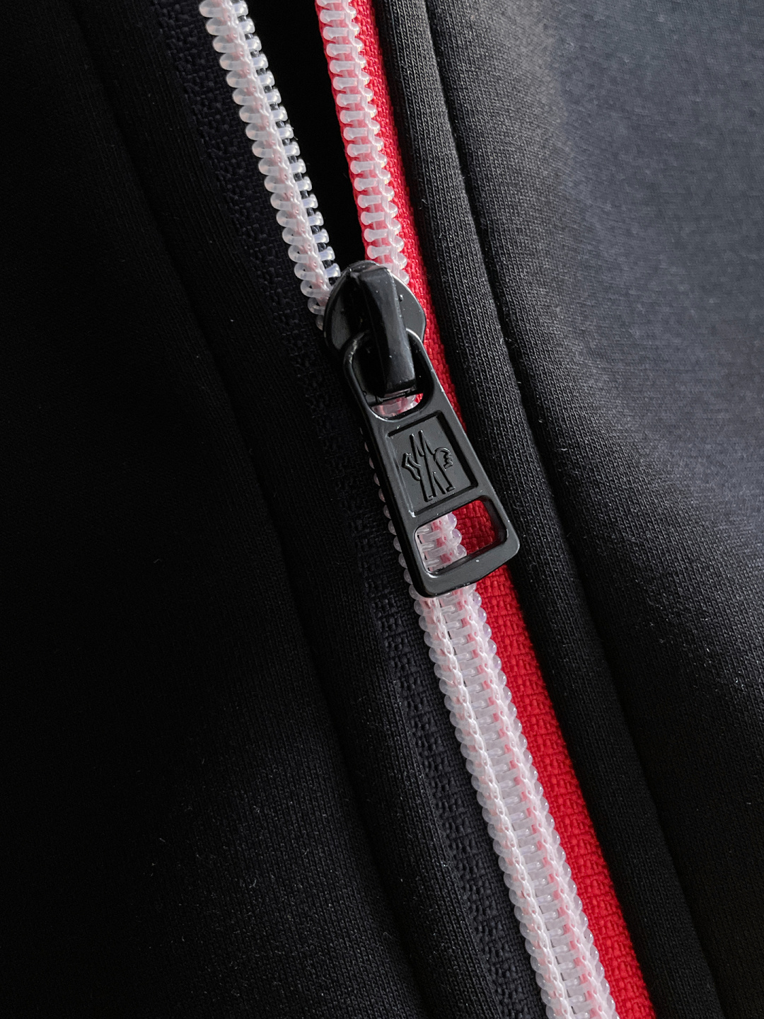 蒙口 爆款套装来袭 专注官网原版 2025全新爆款开衫卫衣套装 原单狠货🇭🇰倾注顶级设计师的精心之作 就