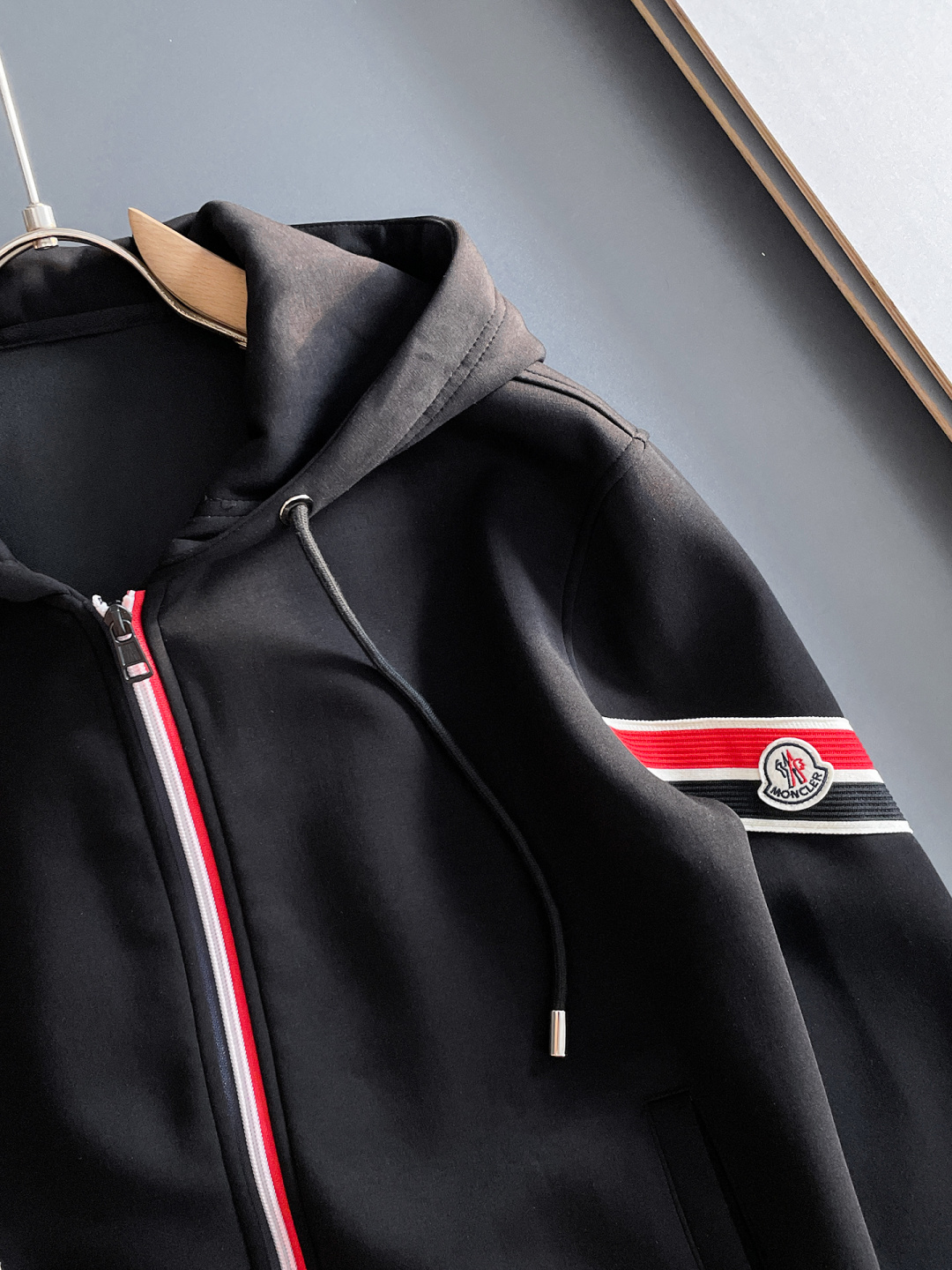 蒙口 爆款套装来袭 专注官网原版 2025全新爆款开衫卫衣套装 原单狠货🇭🇰倾注顶级设计师的精心之作 就