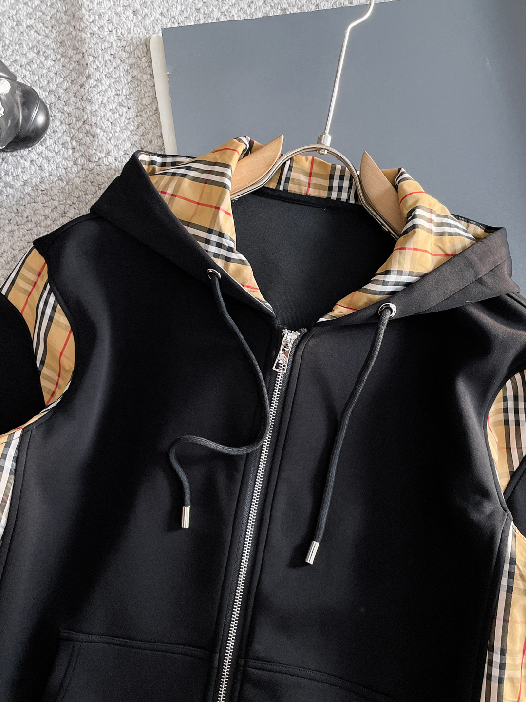 巴宝莉 爆款套装来袭 专注官网原版 2025全新爆款开衫卫衣套装 原单狠货🇭🇰倾注顶级设计师的精心之作 