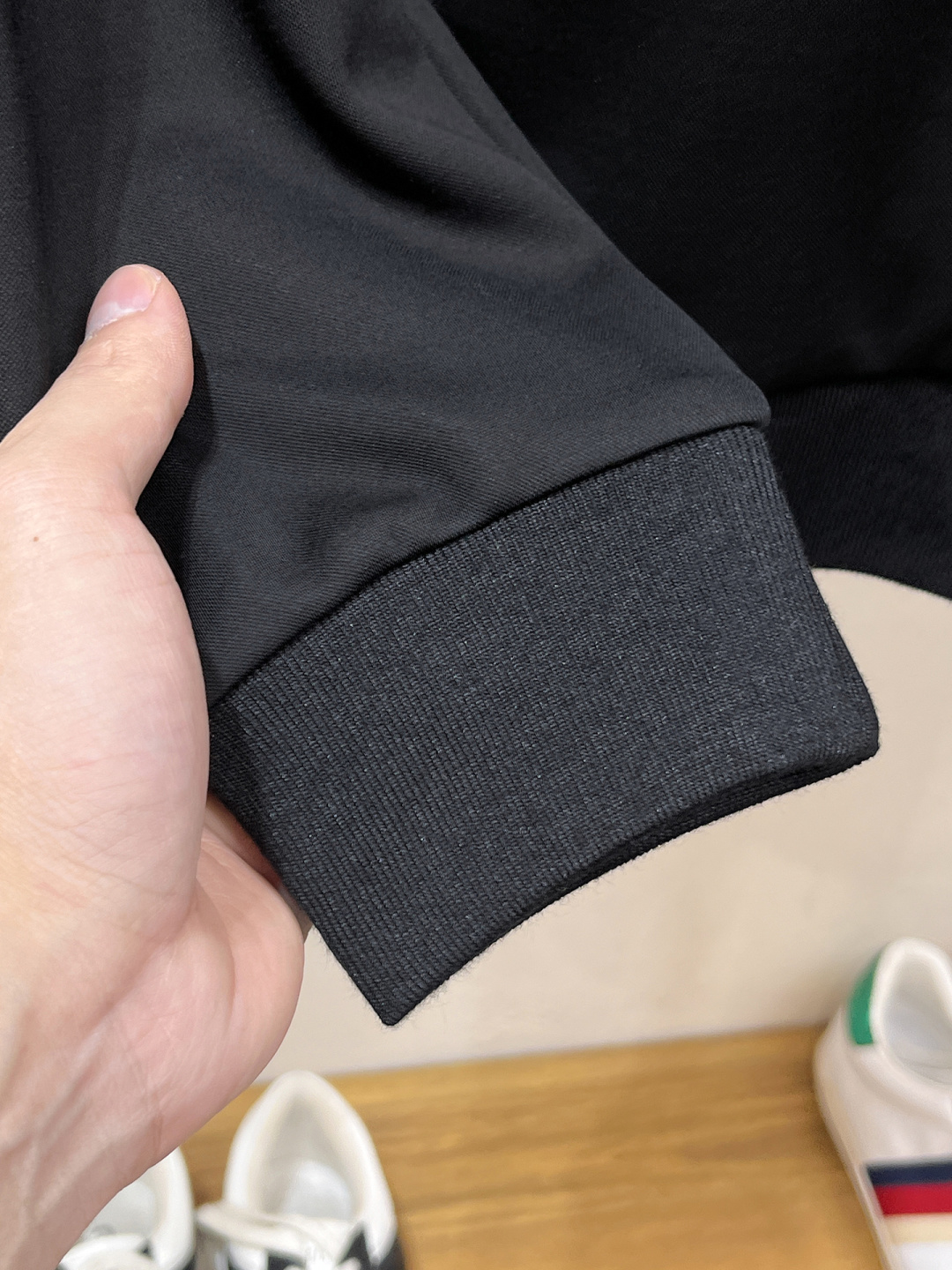 LV 2025全新爆款开衫套装 原单狠货🇭🇰倾注顶级设计师的精心之作 就为一个贴合、完美的上身效果 全天