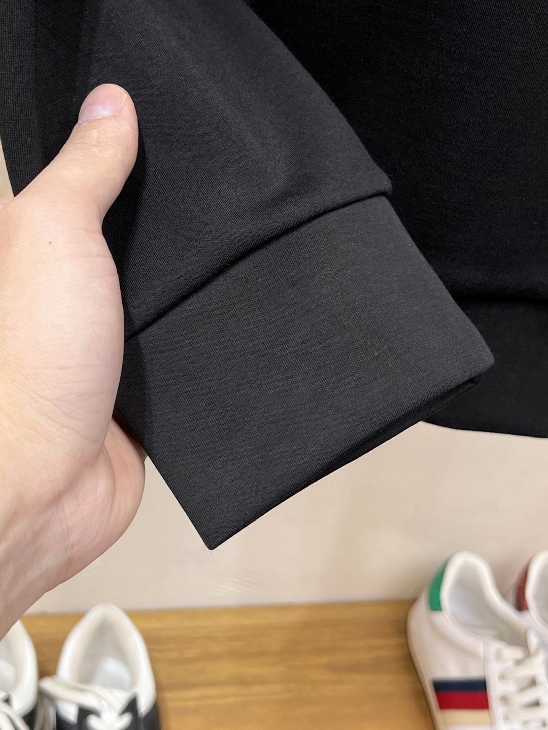 蒙口 2025全新爆款开衫套装 原单狠货🇭🇰倾注顶级设计师的精心之作 就为一个贴合、完美的上身效果 全天