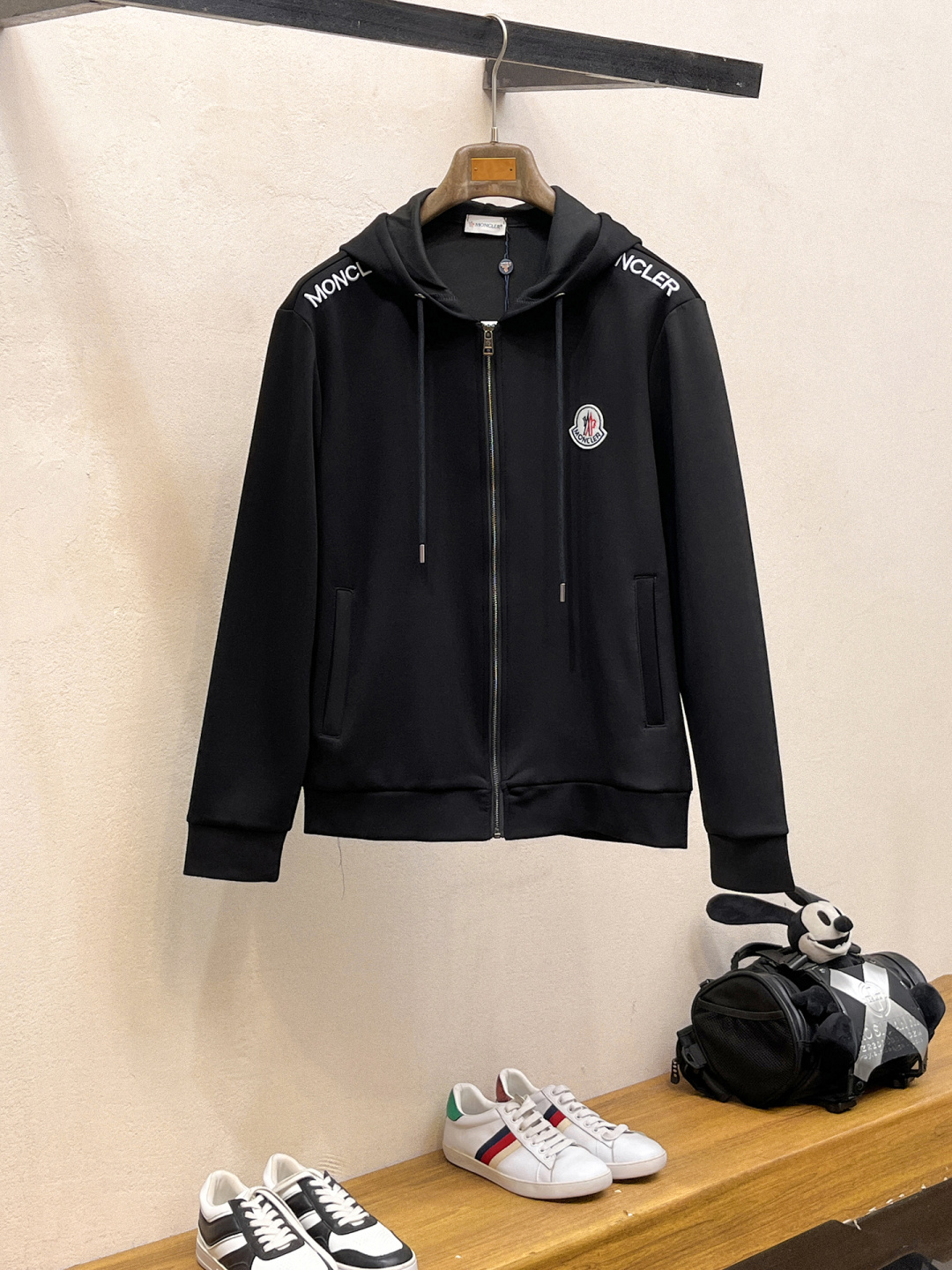 蒙口 2025全新爆款开衫套装 原单狠货🇭🇰倾注顶级设计师的精心之作 就为一个贴合、完美的上身效果 全天