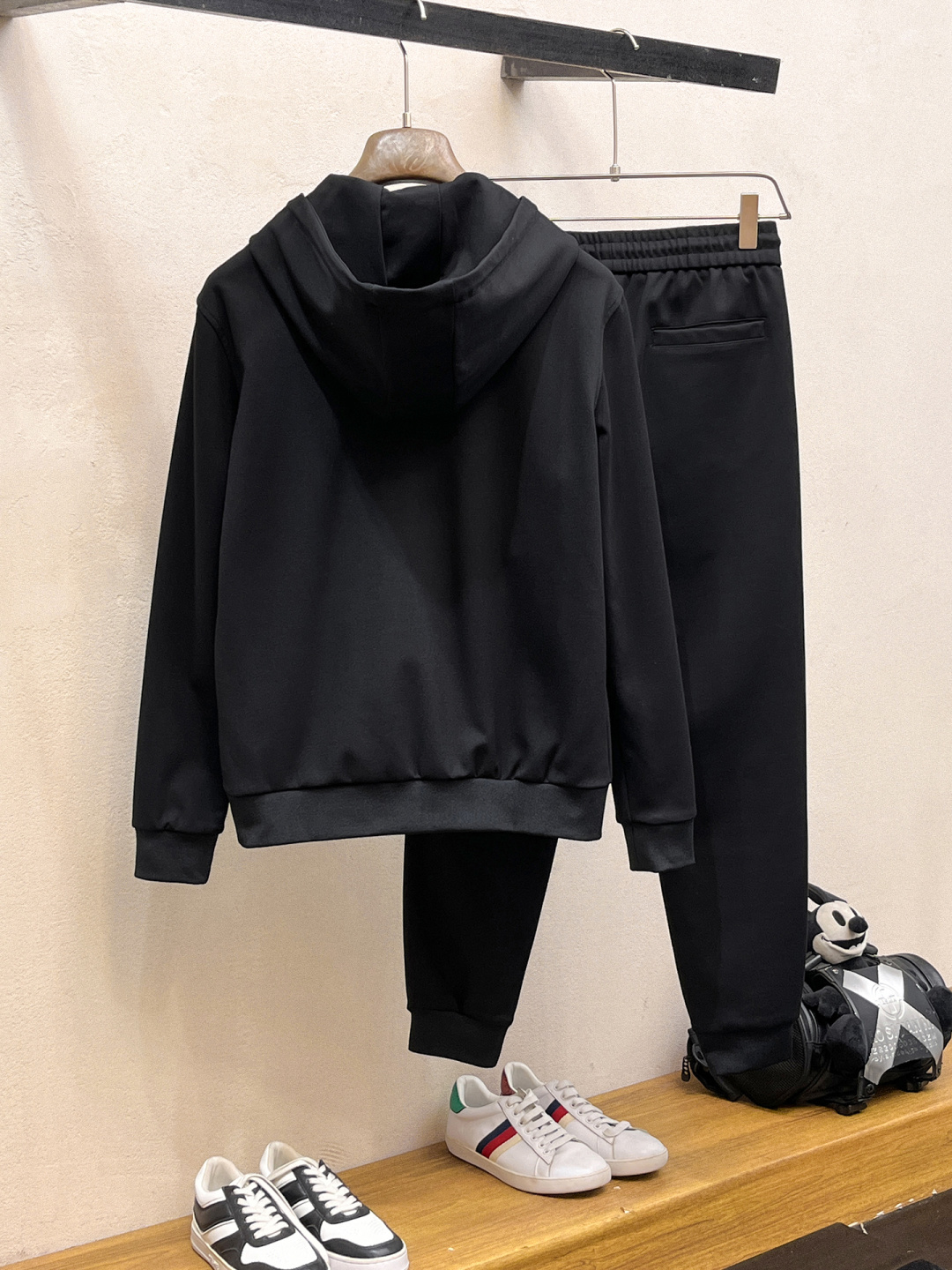 BC 2025全新爆款开衫套装 原单狠货🇭🇰倾注顶级设计师的精心之作 就为一个贴合、完美的上身效果 全天