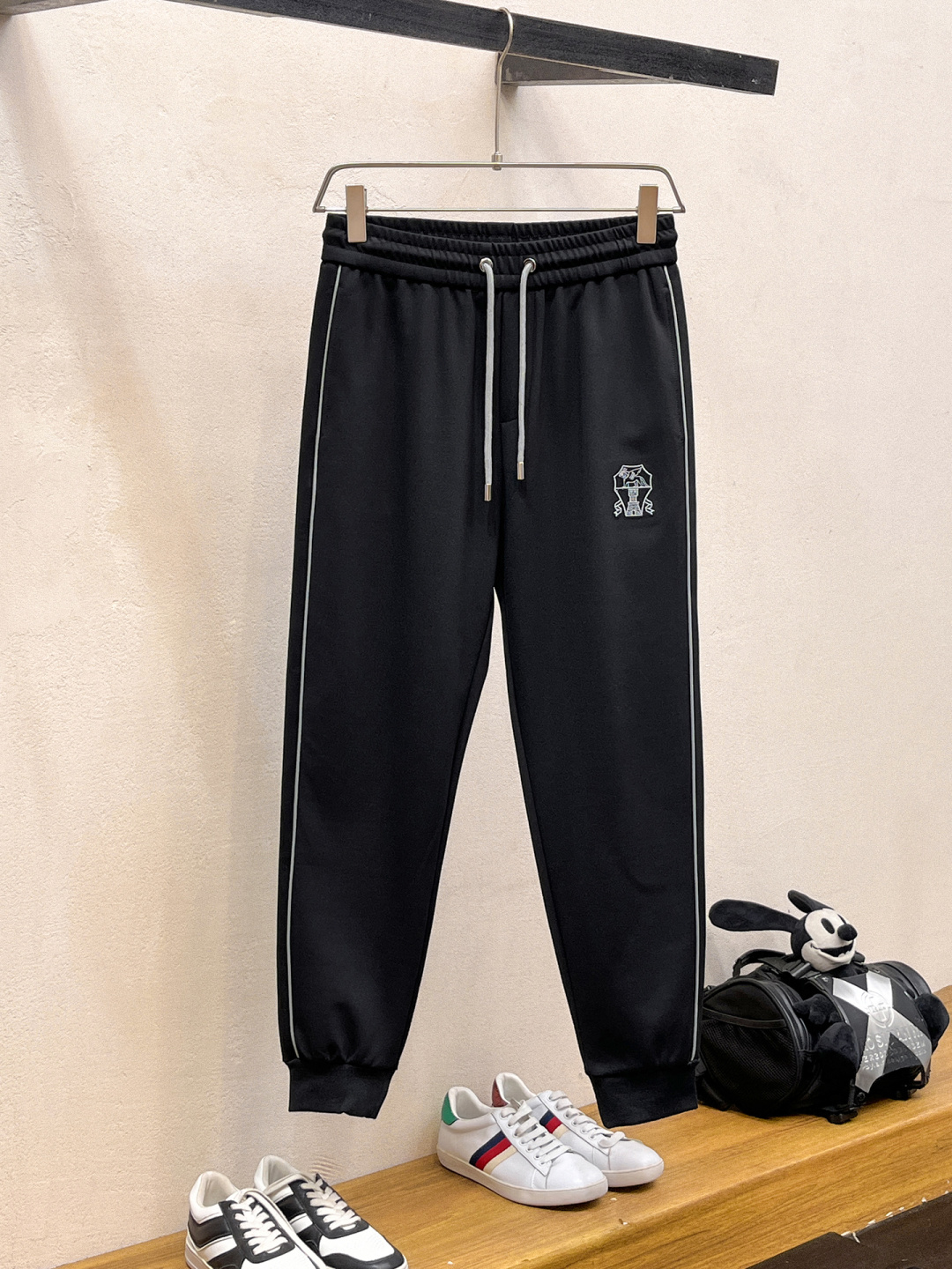 BC 2025全新爆款开衫套装 原单狠货🇭🇰倾注顶级设计师的精心之作 就为一个贴合、完美的上身效果 全天