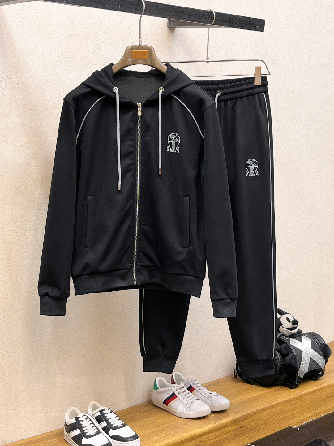 BC 2025全新爆款开衫套装 原单狠货🇭🇰倾注顶级设计师的精心之作 就为一个贴合、完美的上身效果 全天