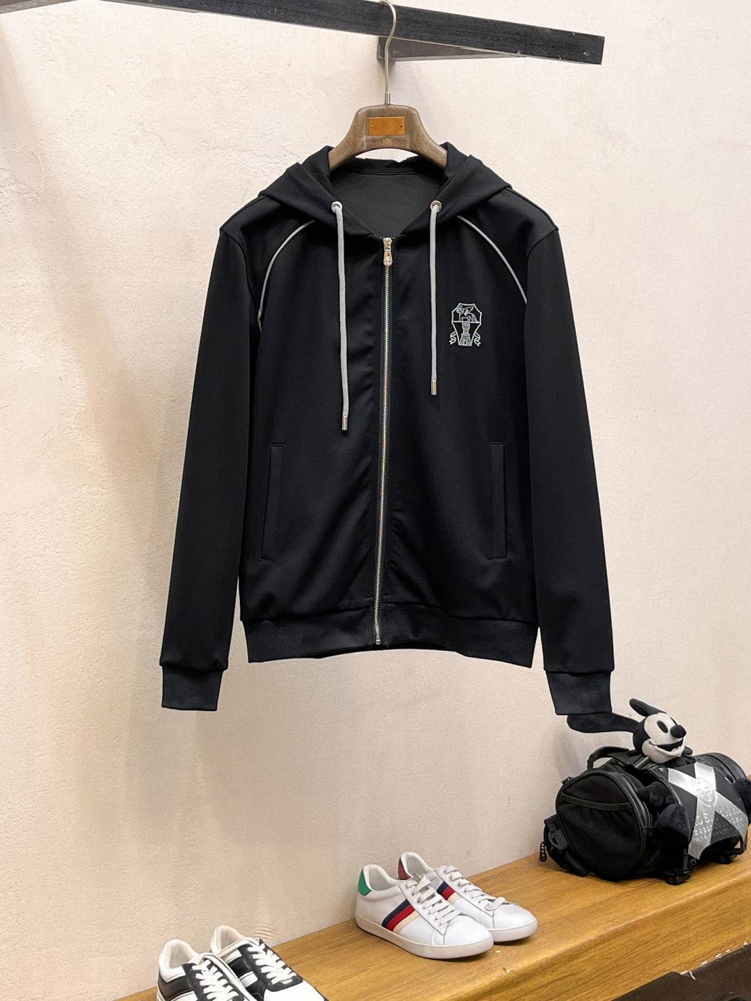 BC 2025全新爆款开衫套装 原单狠货🇭🇰倾注顶级设计师的精心之作 就为一个贴合、完美的上身效果 全天