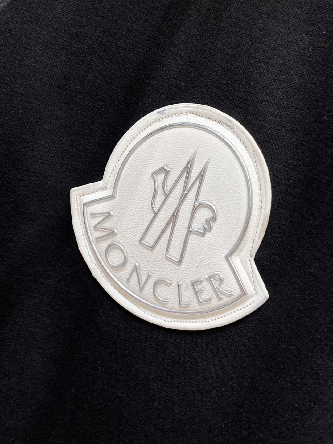 蒙口 2025全新爆款开衫套装 原单狠货🇭🇰倾注顶级设计师的精心之作 就为一个贴合、完美的上身效果 全天