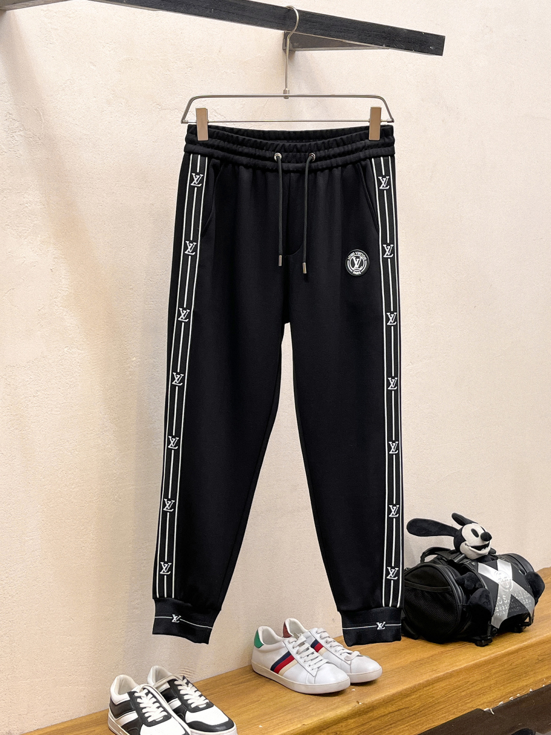 LV 2025全新爆款套装 原单狠货🇭🇰倾注顶级设计师的精心之作 就为一个贴合、完美的上身效果 全天然优