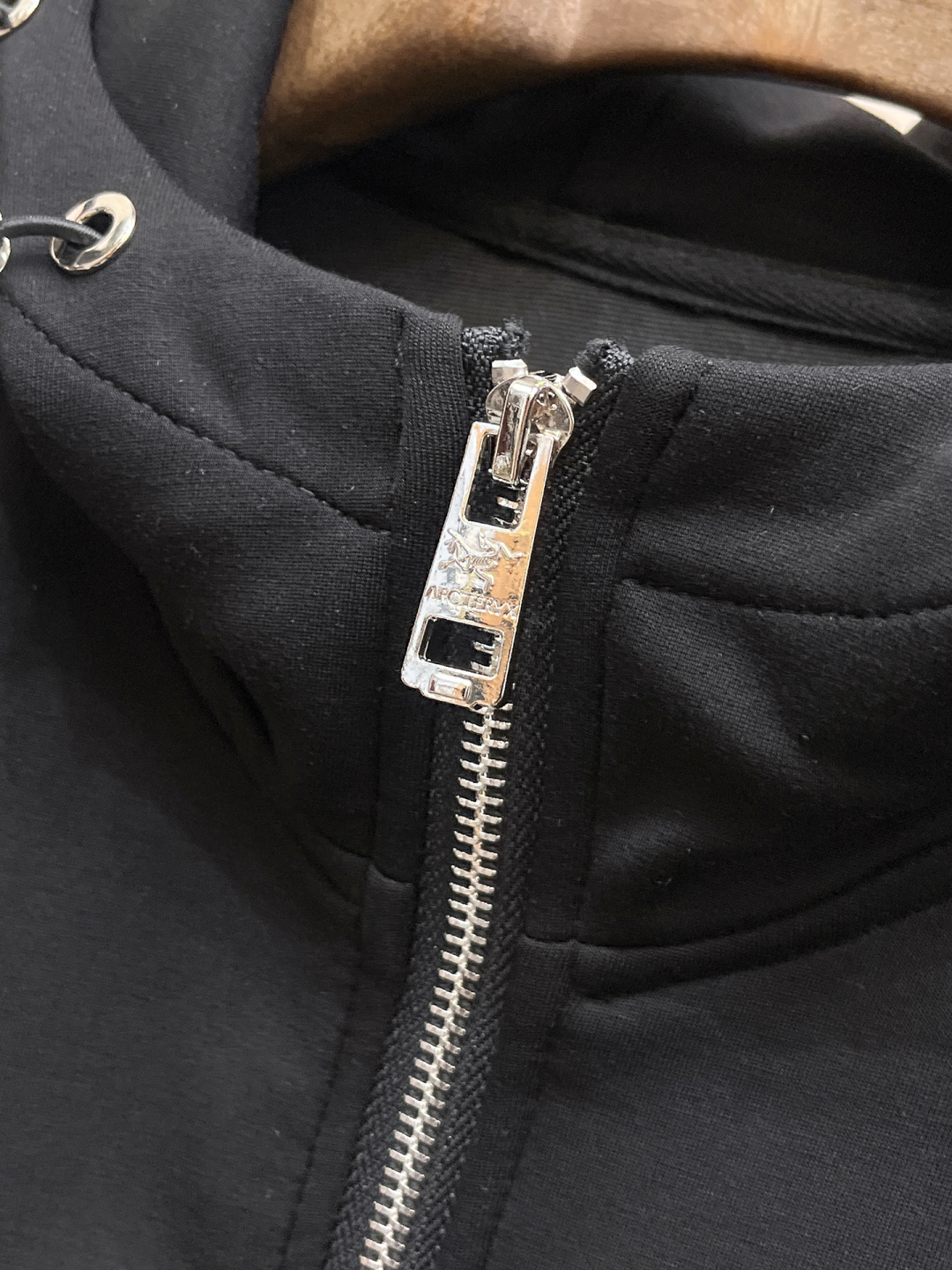 始祖鸟 2025全新爆款开衫套装 原单狠货🇭🇰倾注顶级设计师的精心之作 就为一个贴合、完美的上身效果 全