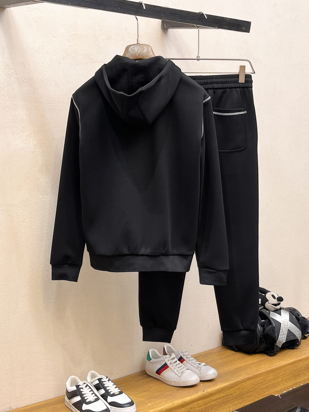 始祖鸟 2025全新爆款开衫套装 原单狠货🇭🇰倾注顶级设计师的精心之作 就为一个贴合、完美的上身效果 全