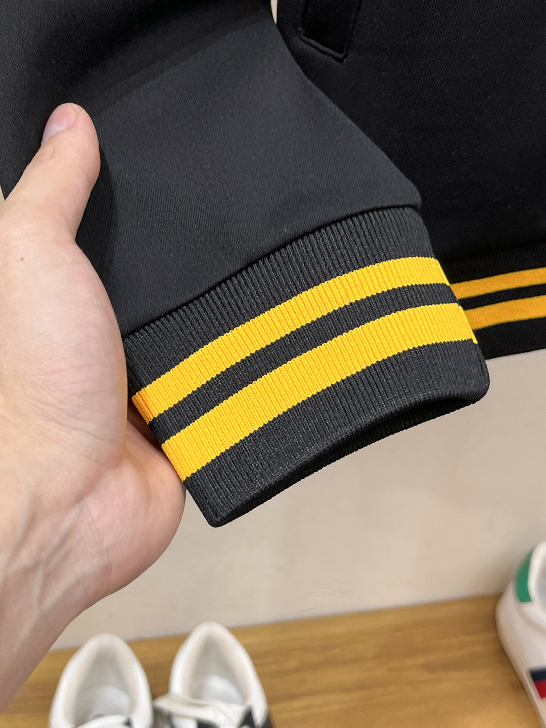 芬迪 2025全新爆款开衫套装 原单狠货🇭🇰倾注顶级设计师的精心之作 就为一个贴合、完美的上身效果 全天