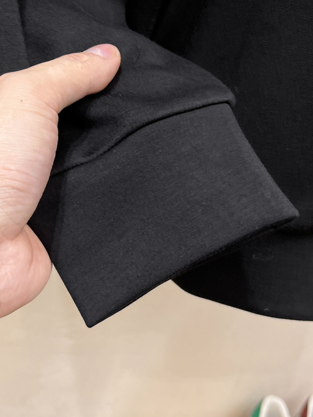 古奇 2025全新爆款开衫套装 原单狠货🇭🇰倾注顶级设计师的精心之作 就为一个贴合、完美的上身效果 全天