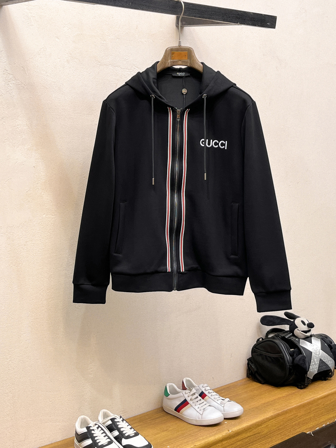 古奇 2025全新爆款开衫套装 原单狠货🇭🇰倾注顶级设计师的精心之作 就为一个贴合、完美的上身效果 全天