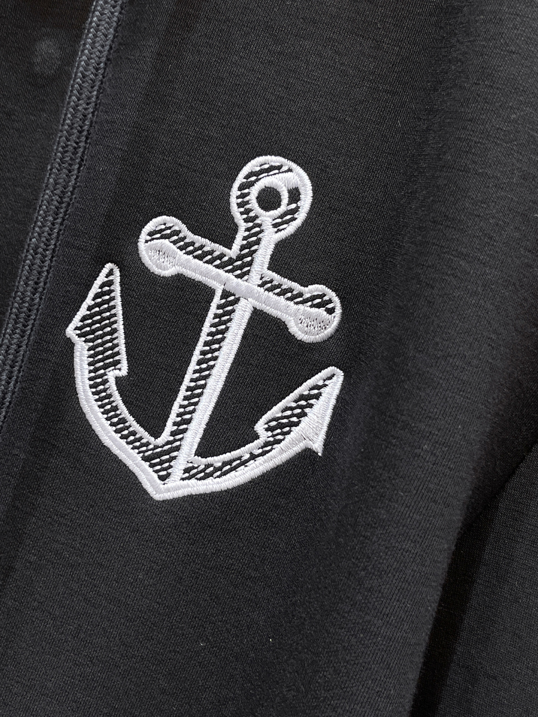 TB 2025全新爆款开衫套装 原单狠货🇭🇰倾注顶级设计师的精心之作 就为一个贴合、完美的上身效果 全天