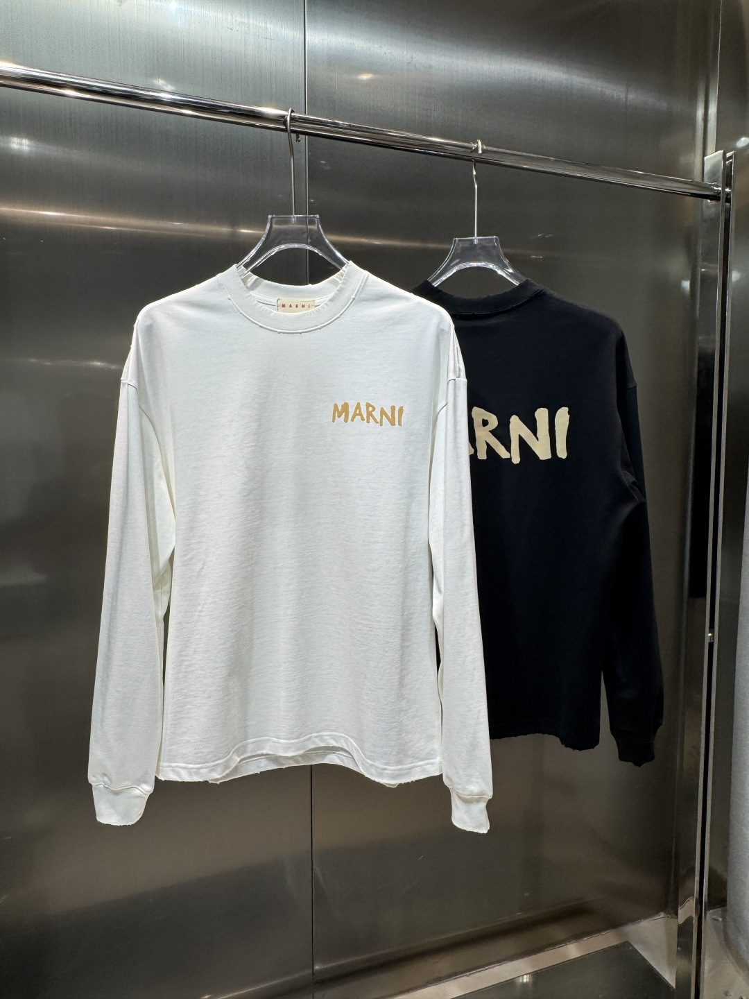 _dtf9sUpARU0hsYpjx-Hj2DcvTrakN-BXRXY8Mpw