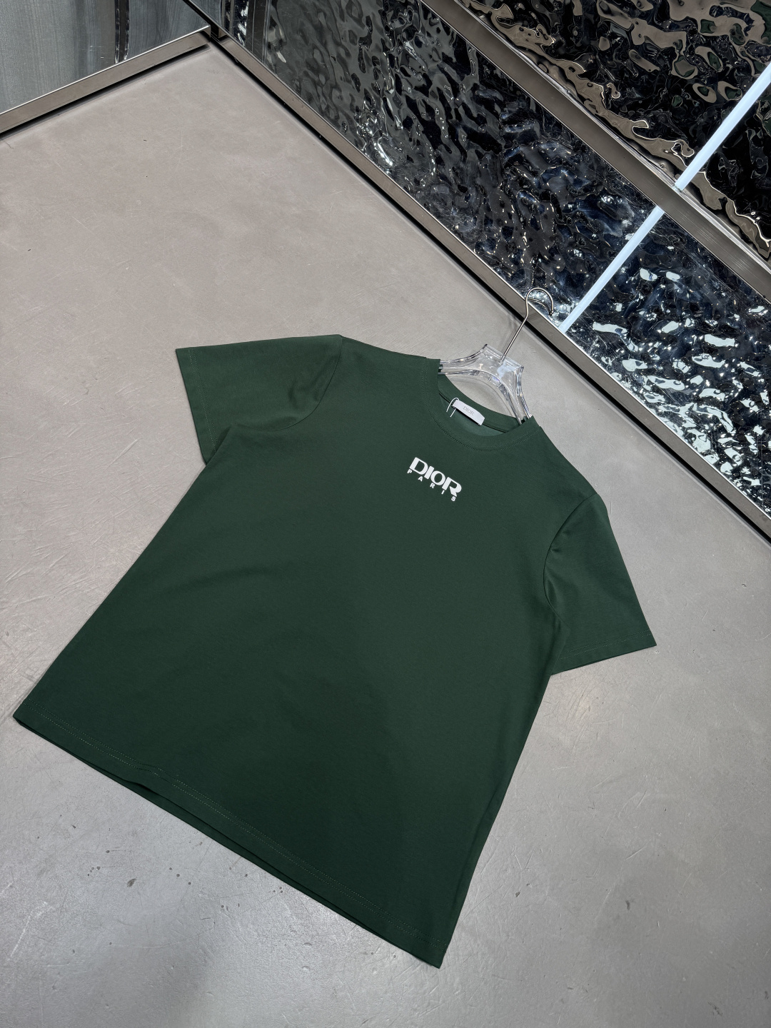 ☄️☄️☄️迪奥2026春夏短袖舒弹冰感棉新款短袖T版型：常规修身版型面料优点：舒适 微弹 冰感 挺拔 