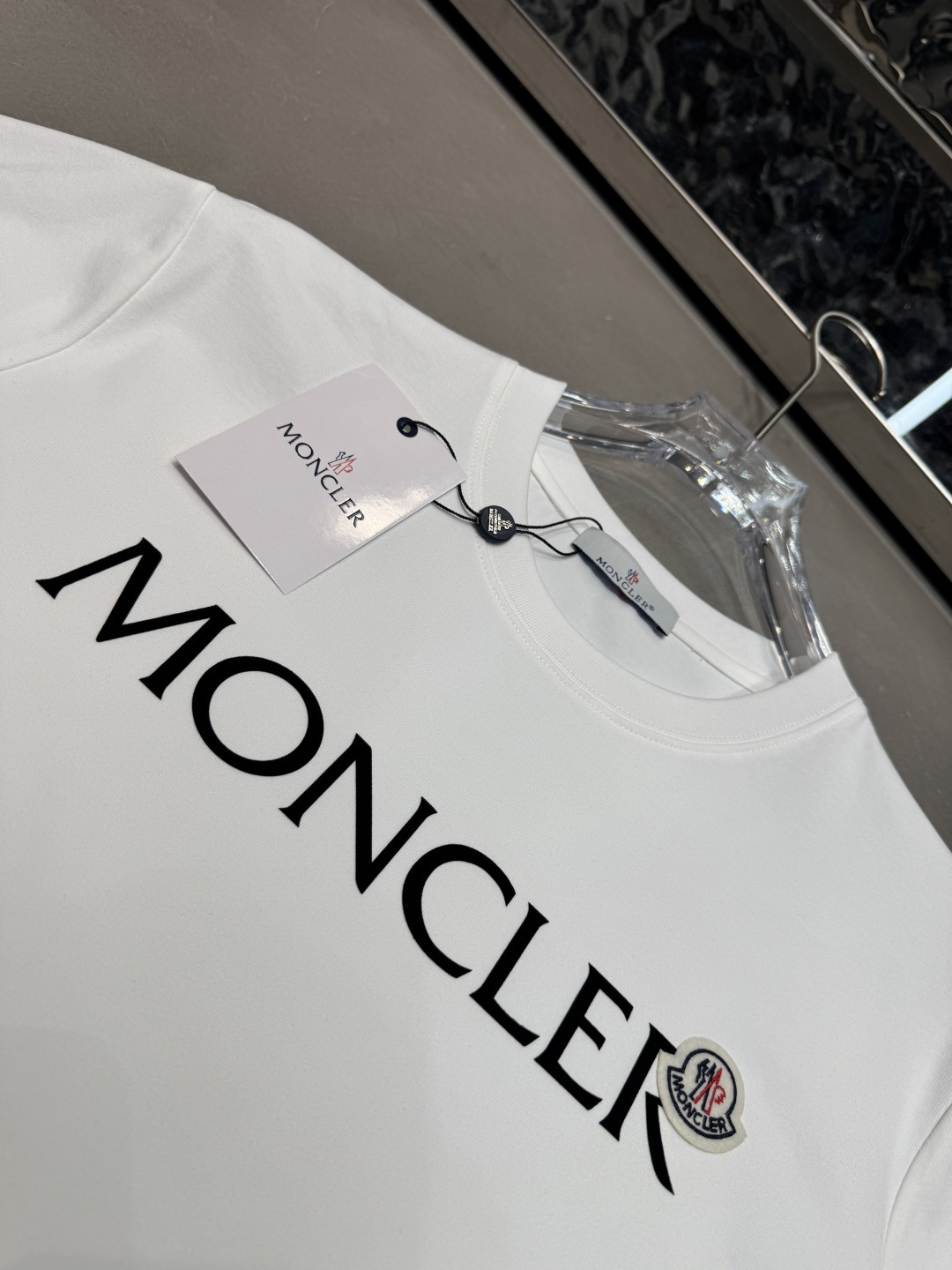 ☄️☄️☄️蒙口2026春夏短袖舒弹冰感棉新款短袖T版型：常规修身版型面料优点：舒适 微弹 冰感 挺拔 