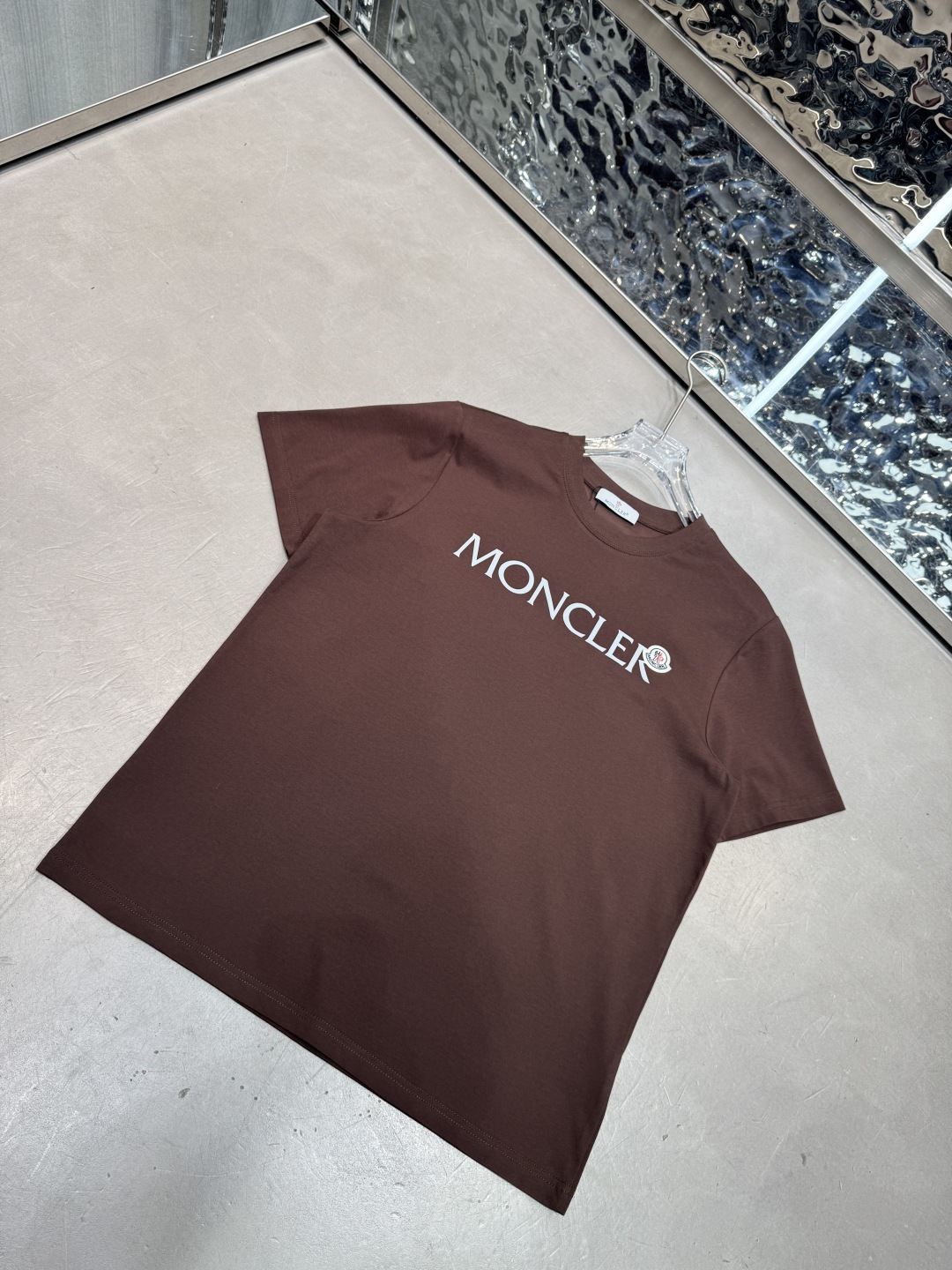 ☄️☄️☄️蒙口2026春夏短袖舒弹冰感棉新款短袖T版型：常规修身版型面料优点：舒适 微弹 冰感 挺拔 