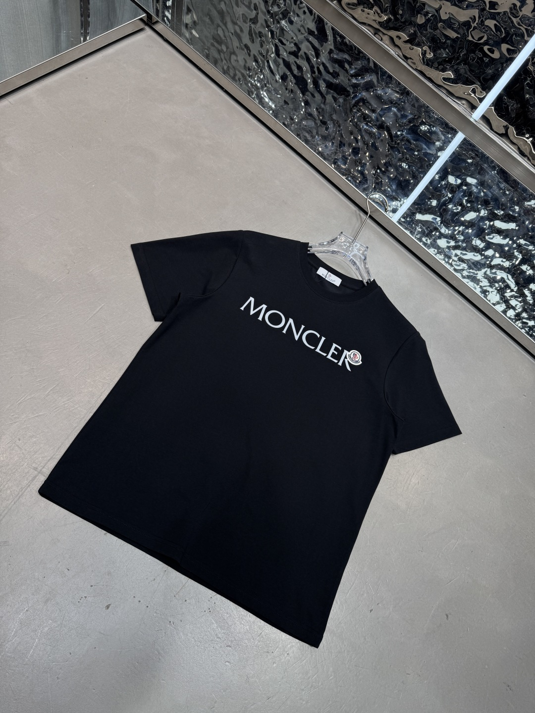 ☄️☄️☄️蒙口2026春夏短袖舒弹冰感棉新款短袖T版型：常规修身版型面料优点：舒适 微弹 冰感 挺拔 