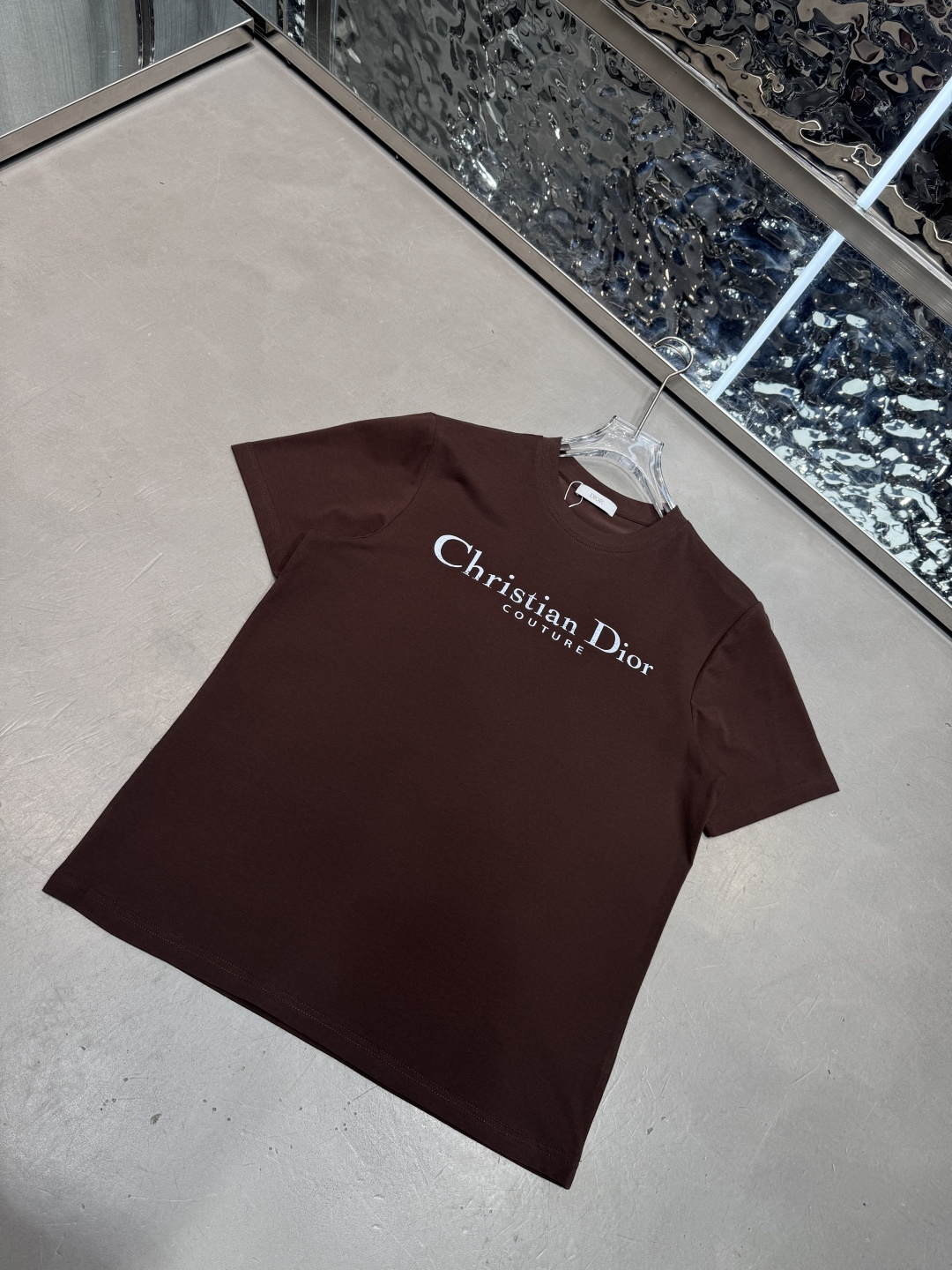☄️☄️☄️Dior2026春夏短袖舒弹冰感棉新款短袖T版型：常规修身版型面料优点：舒适 微弹 冰感 挺