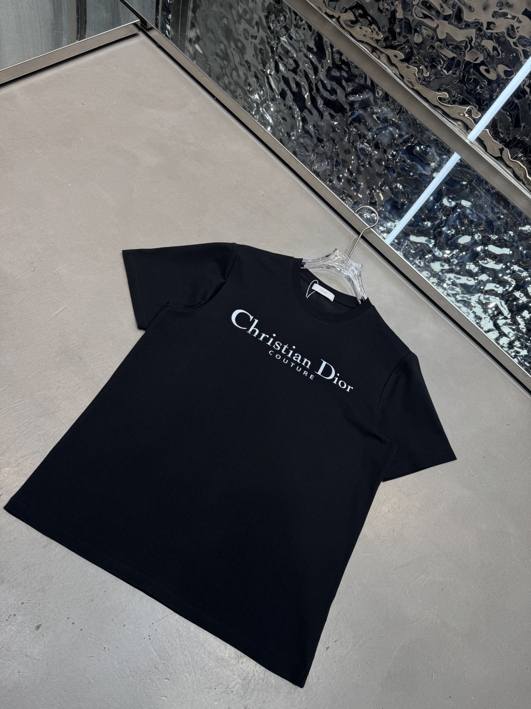 ☄️☄️☄️Dior2026春夏短袖舒弹冰感棉新款短袖T版型：常规修身版型面料优点：舒适 微弹 冰感 挺