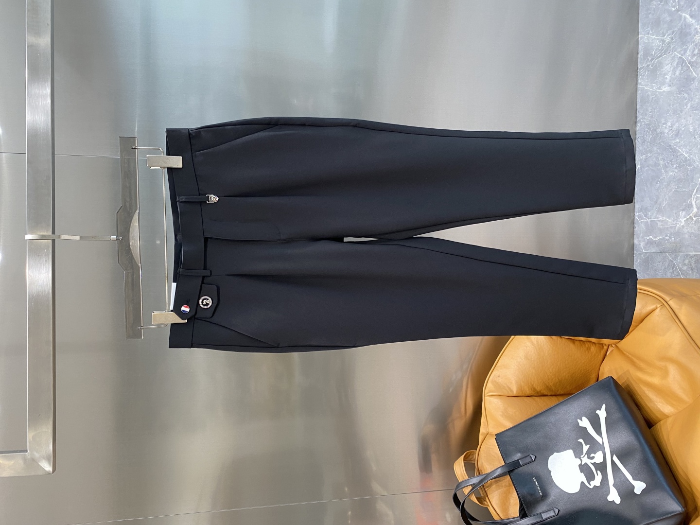 Thom Browne Women's Cropped Trousers Casual Pants Slim Fit Ankle Length