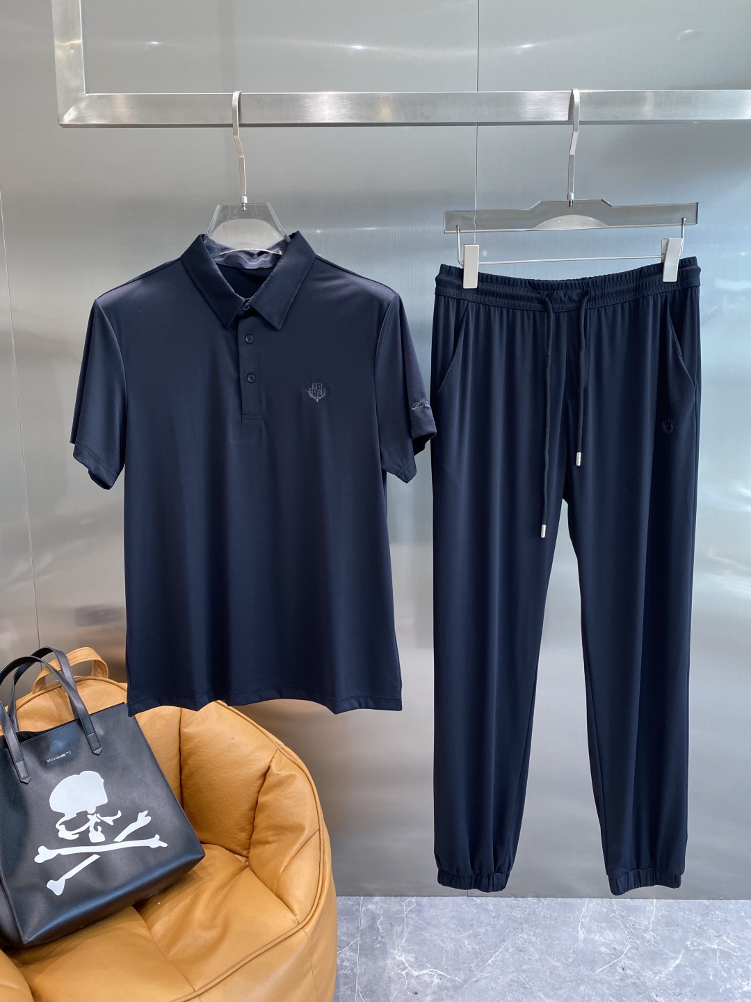 “2025 Summer Leisure Package: High-End LP Home Collection in Liquid Ammonium Cotton” - 图片 2