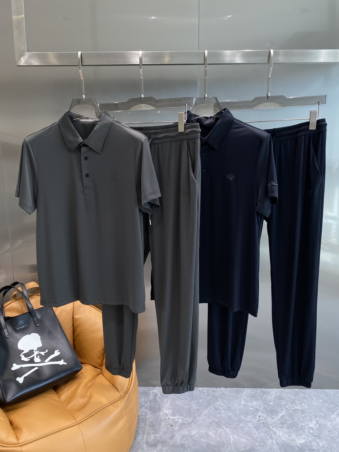 “2025 Summer Leisure Package: High-End Liquid Ammonium Cotton Fabric Fashion” - 图片 1