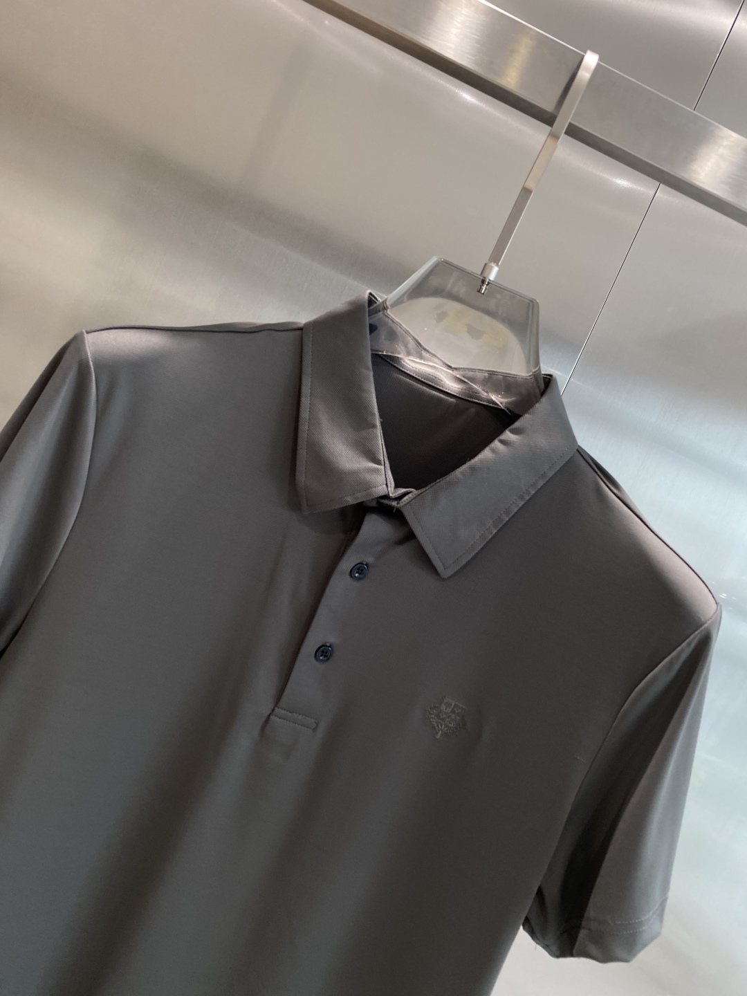 “2025 Summer Leisure Package: High-End Liquid Ammonium Cotton Fabric Fashion” - 图片 5