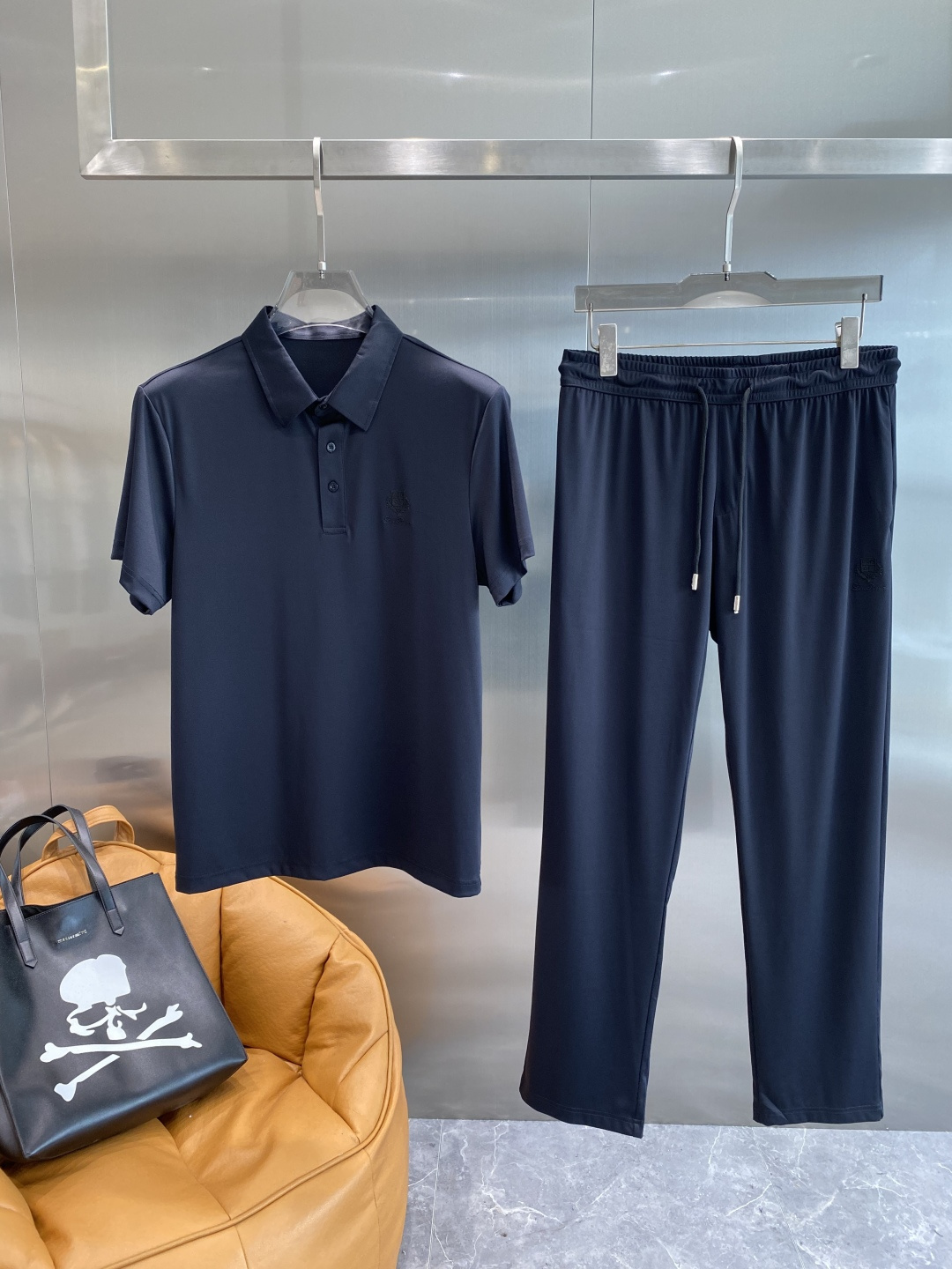 “2025 Summer Leisure Package: High-End LP Home Collection in Liquid Ammonium Cotton” - 图片 1