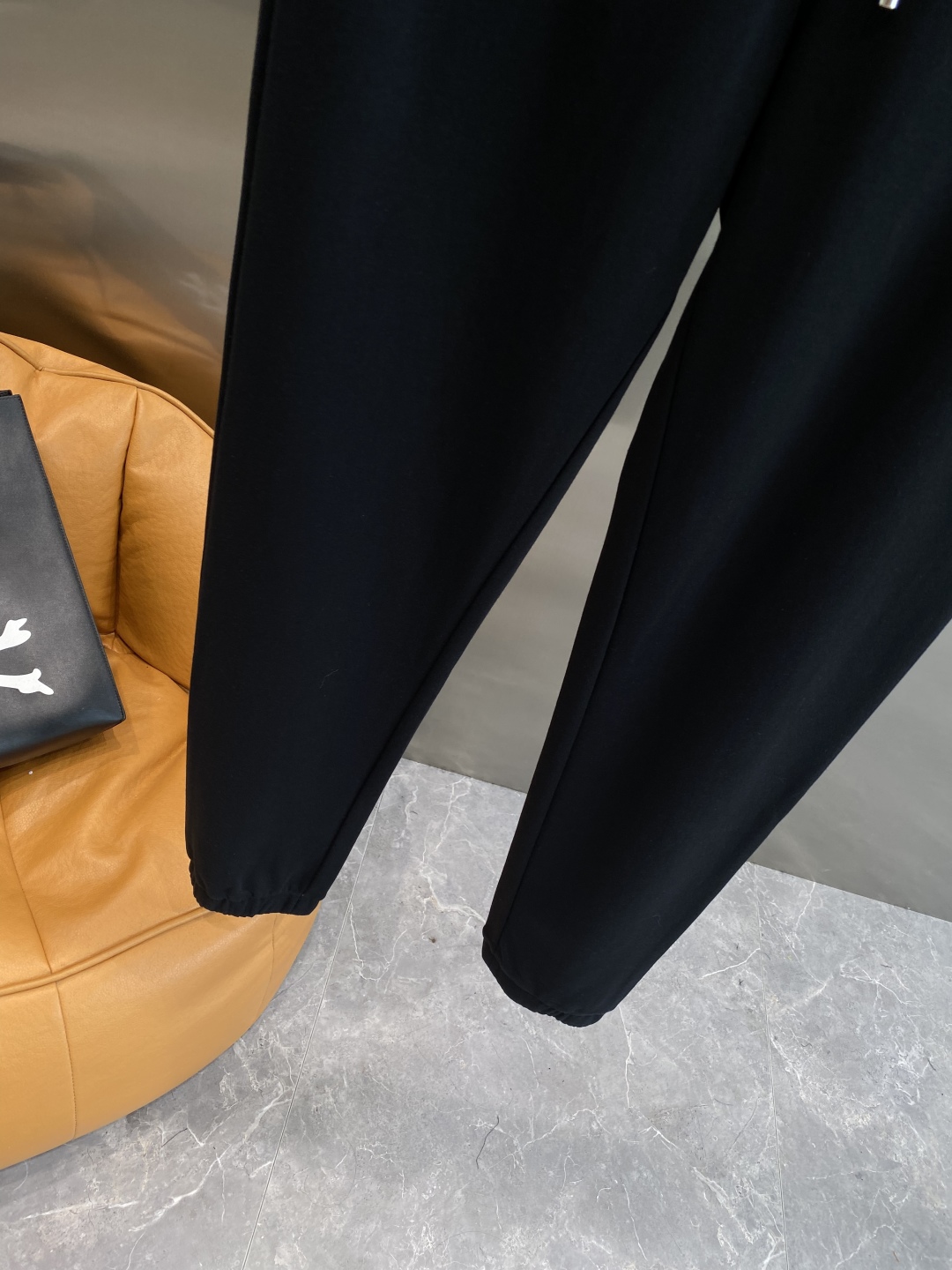 2025 Spring & Summer: Top New Leisure Pants with Classic Logo & Custom Fabics - 图片 7