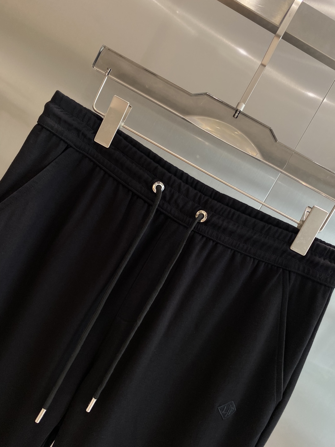 “2025 Spring & Summer Classic Logo Leisure Pants: Top Product LP Home” - 图片 3